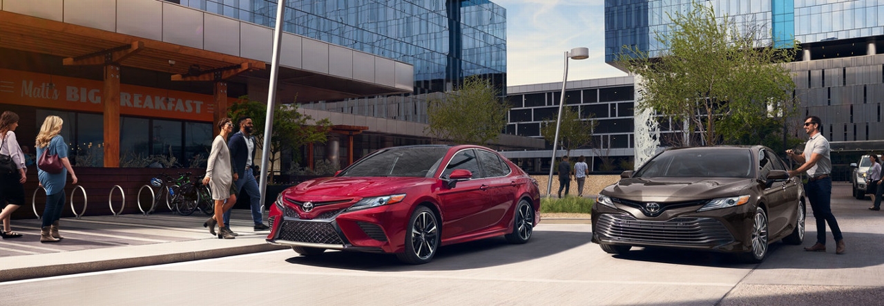 toyota gas vs. hybrid engines