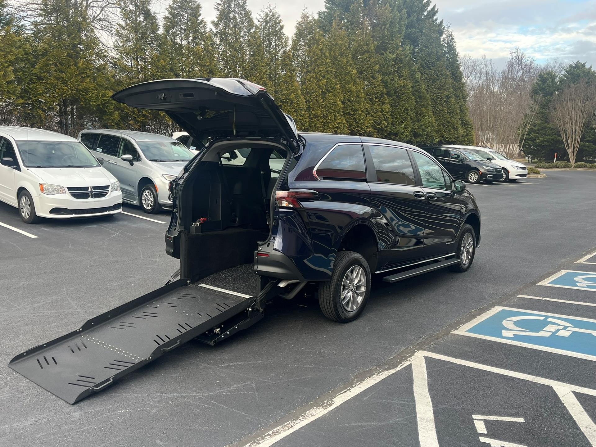 2026 Toyota Sienna LE