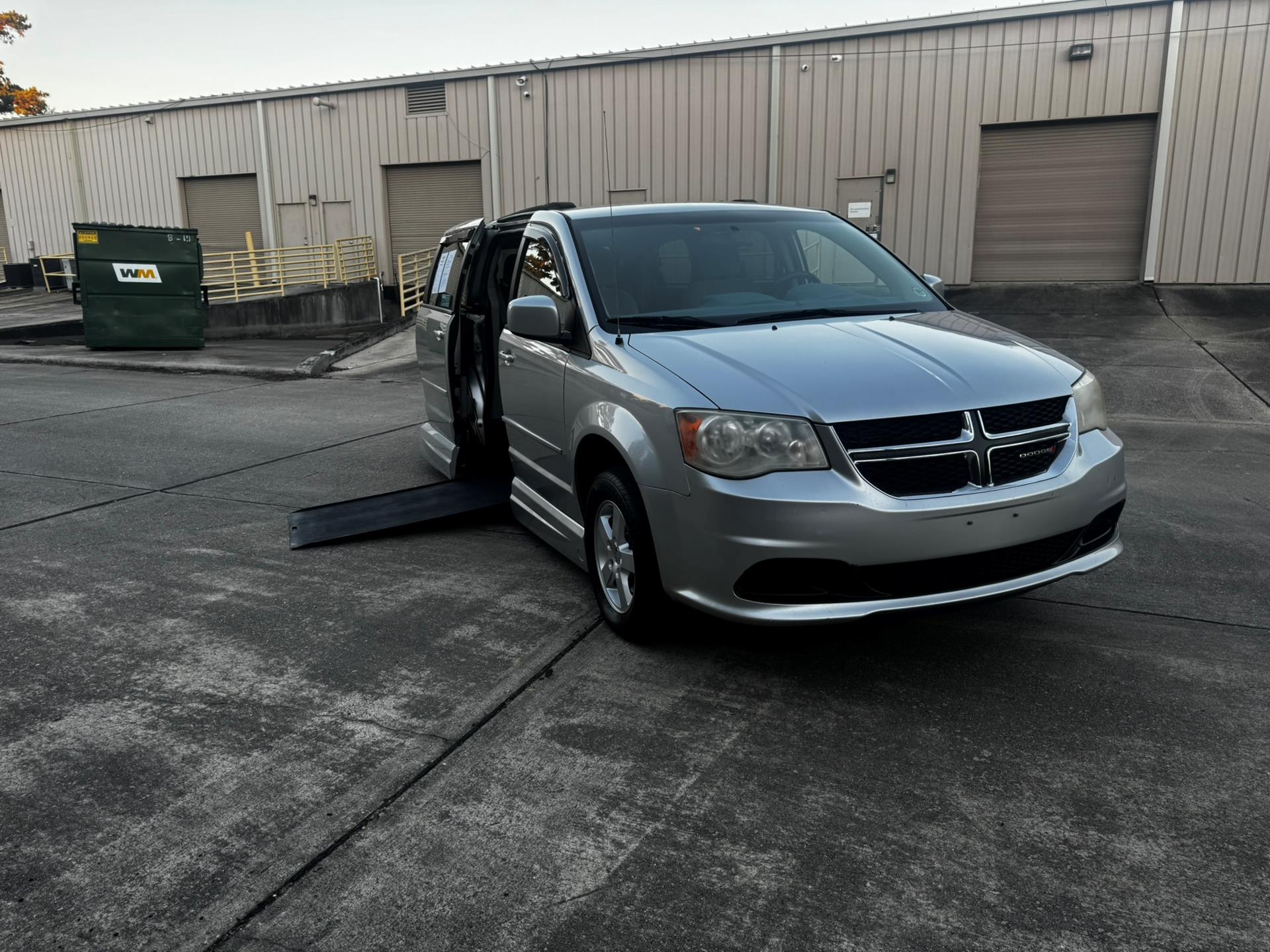 2012 Dodge Grand Caravan SXT's photo