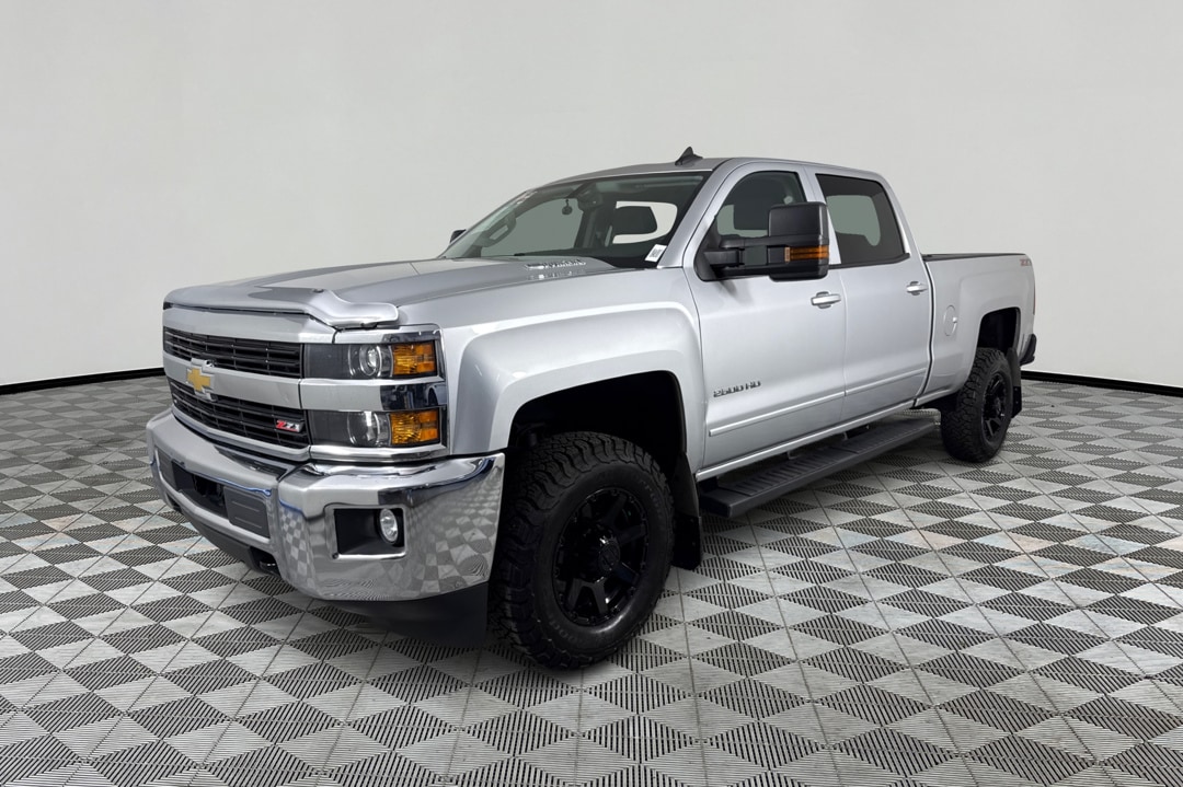 Silver 2015 Chevrolet Silverado 2500HD Pickup Truck Four-Wheel Drive 6-Speed Automatic