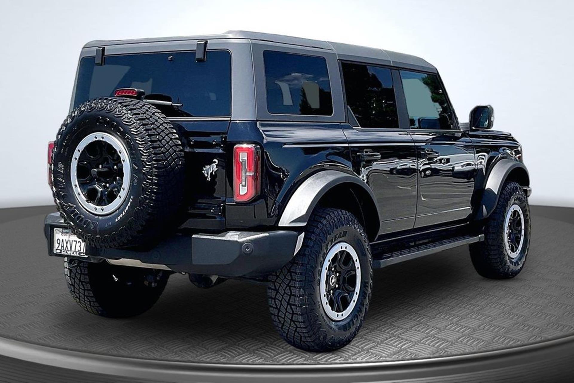 2022 Ford Bronco Outer Banks Advanced 4x4's photo