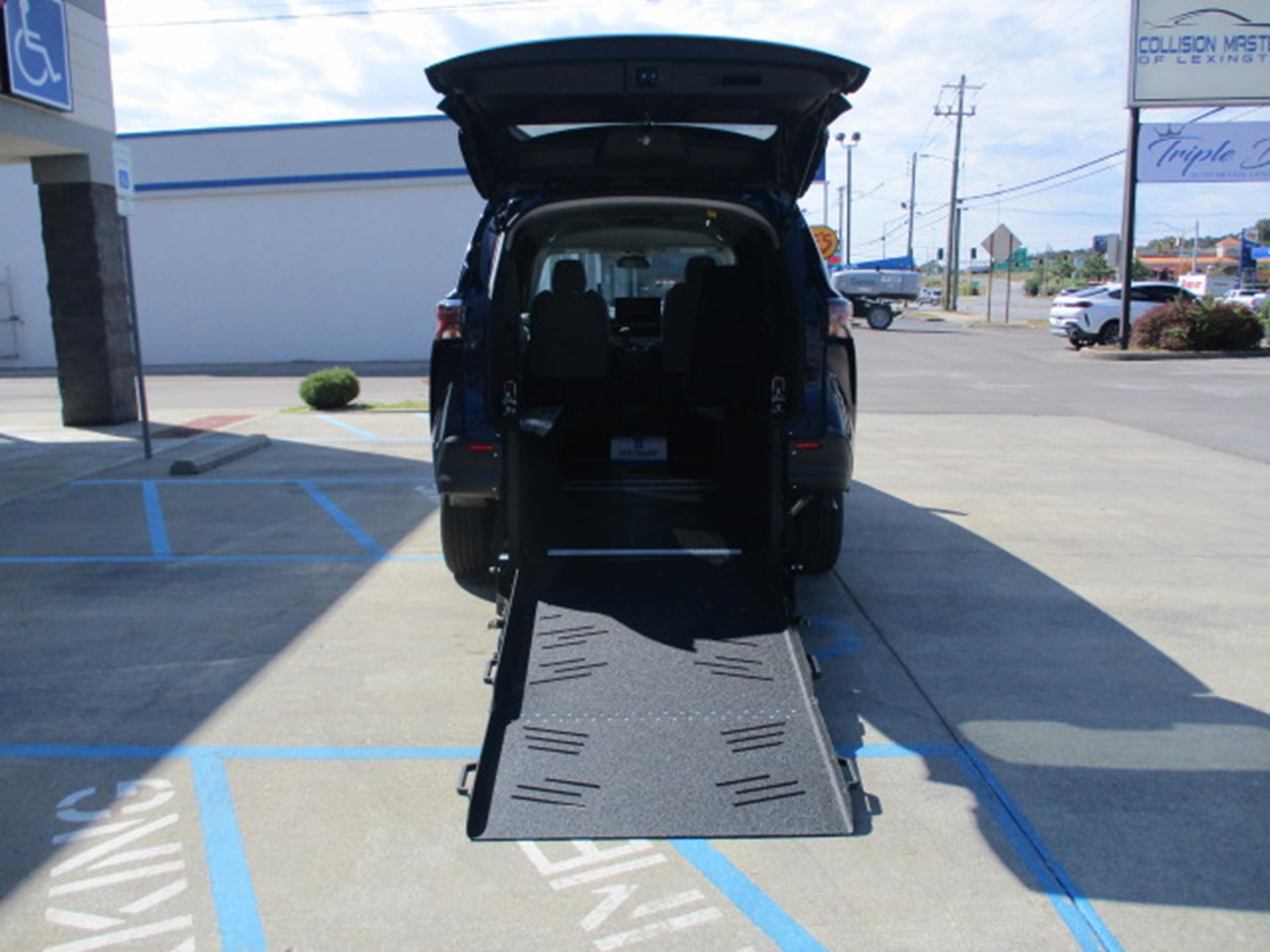 2025 Toyota Sienna