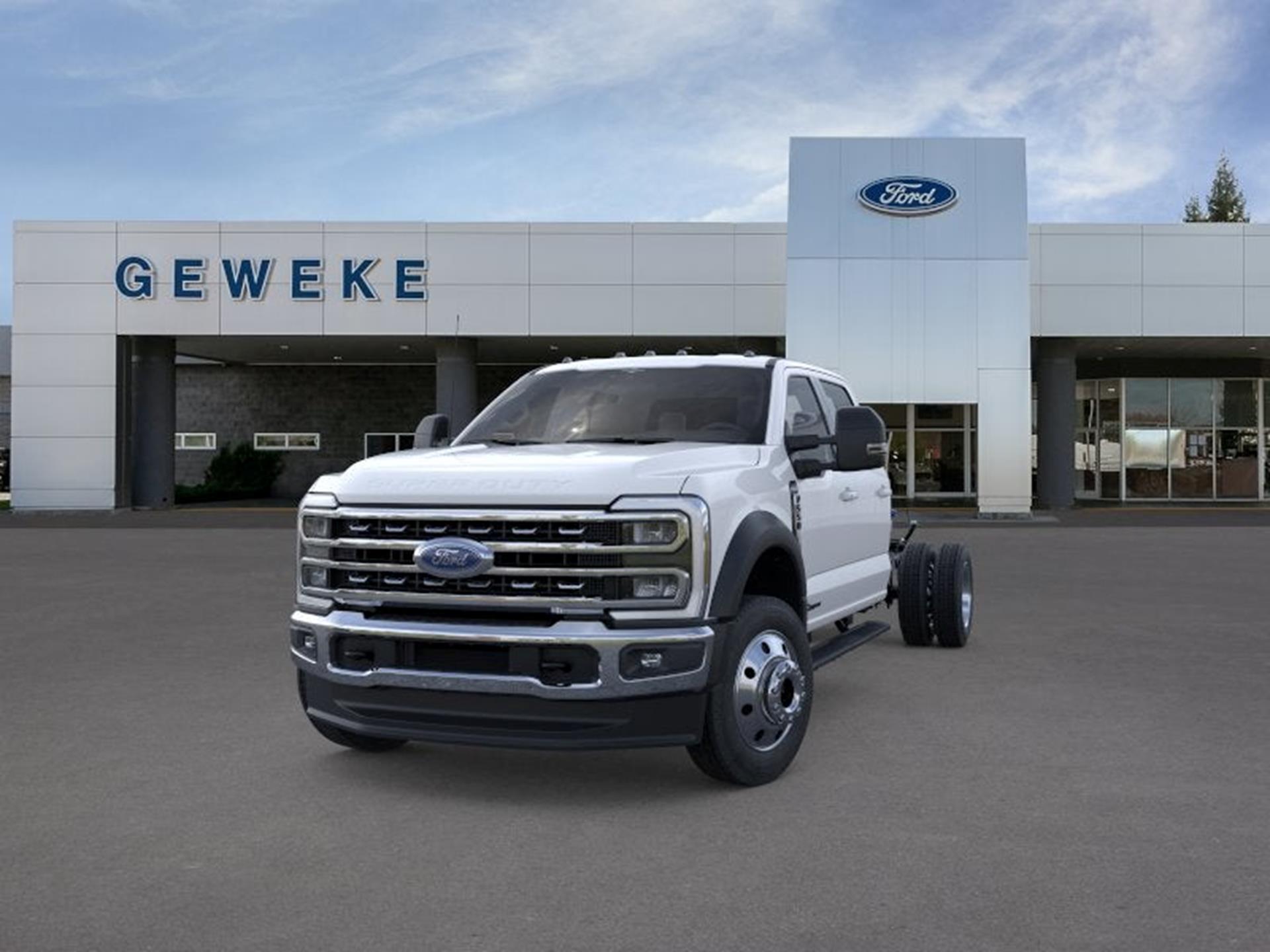 2026 Ford F-550 Lariat 4x4 Crew Cab 203-In DRW's photo