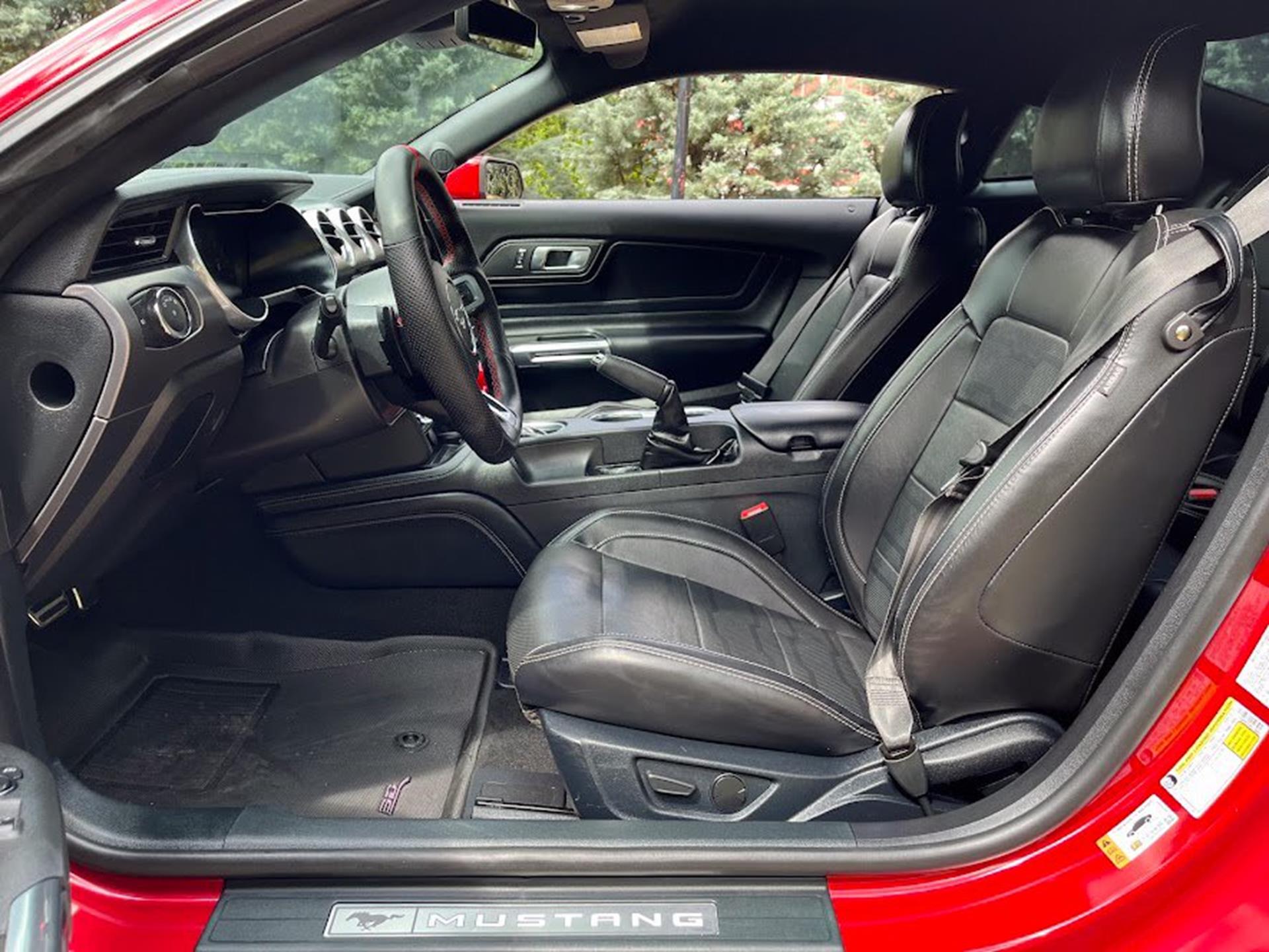 2021 Ford Mustang GT Premium - Photo 7