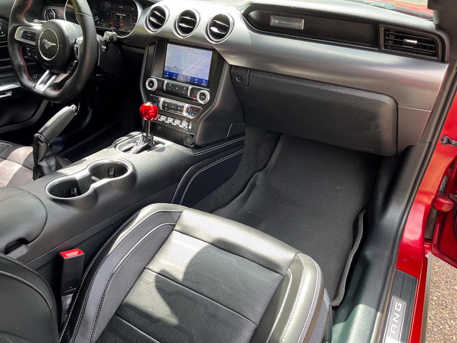 2021 Ford Mustang GT Premium - Photo 37
