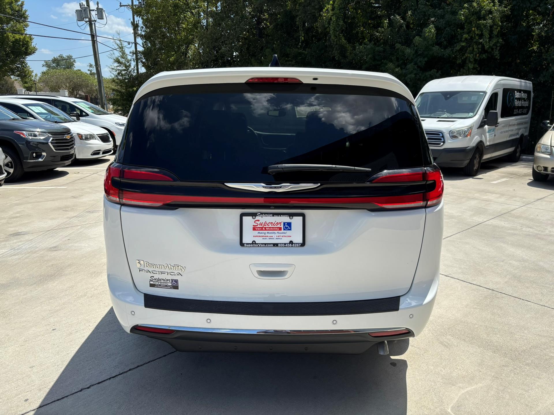 PRE OWNED 2024 Chrysler Pacifica Touring L