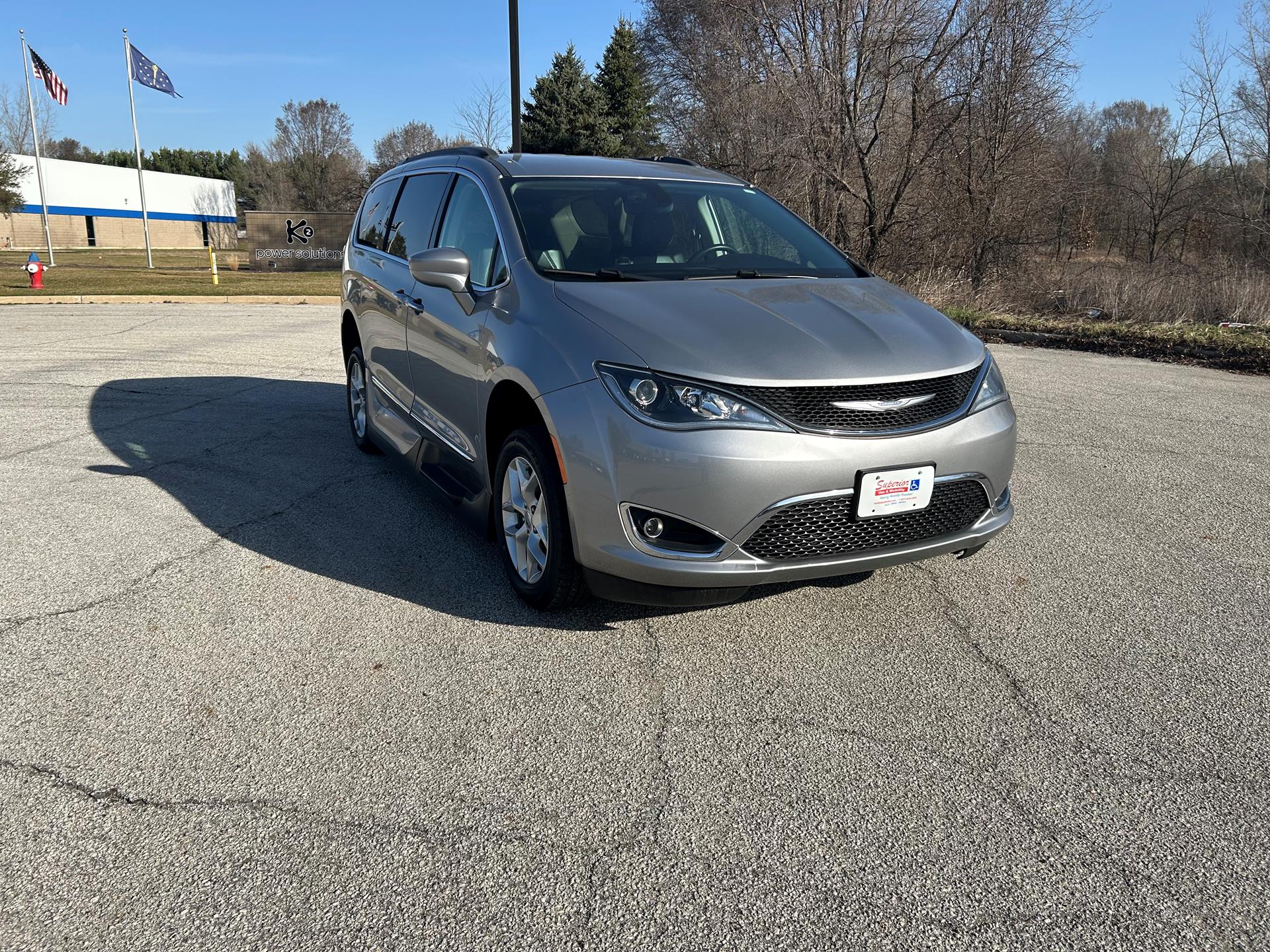 Used 2017 Chrysler Pacifica Touring-L with VIN 2C4RC1BG0HR810485 for sale in Louisville, KY
