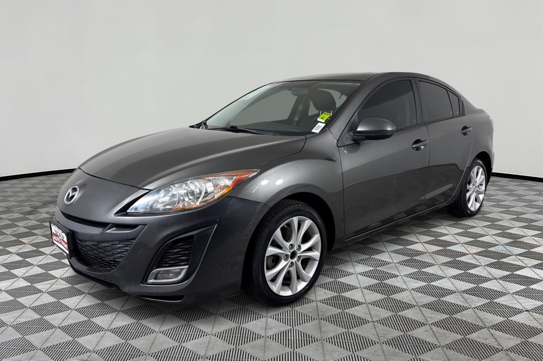 Gray (Graphite Mica) 2011 Mazda MAZDA3 s Sport Sedan Front-Wheel Drive 6-Speed Manual
