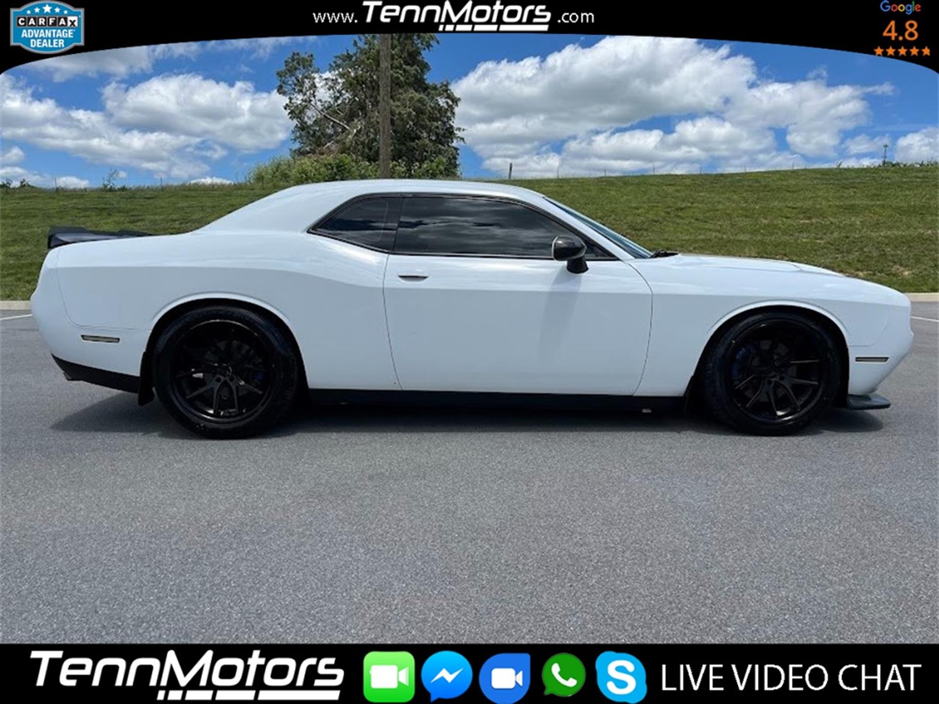 2018 Dodge Challenger R/T photo 2