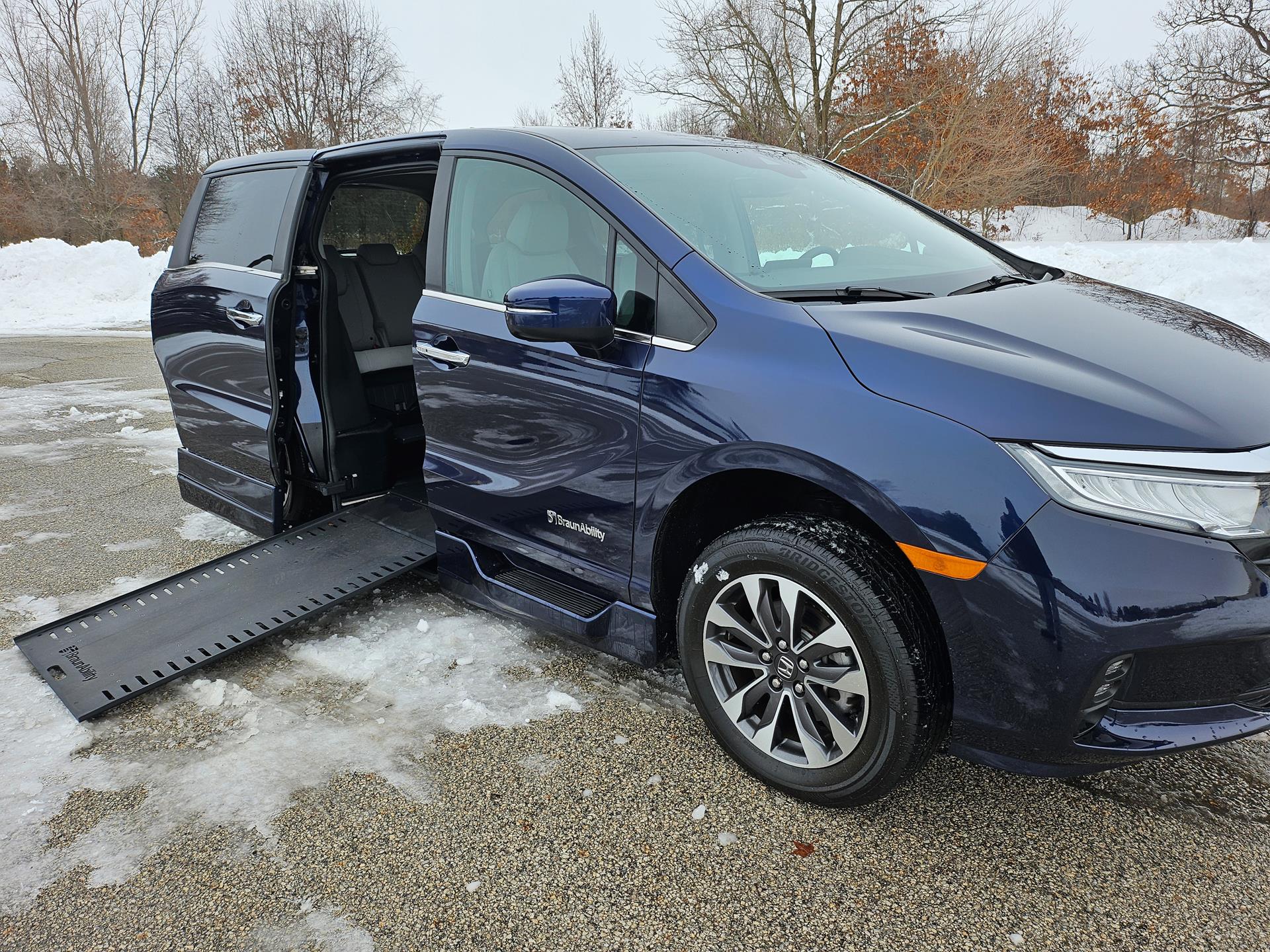 2023 Honda Odyssey EX-L's photo