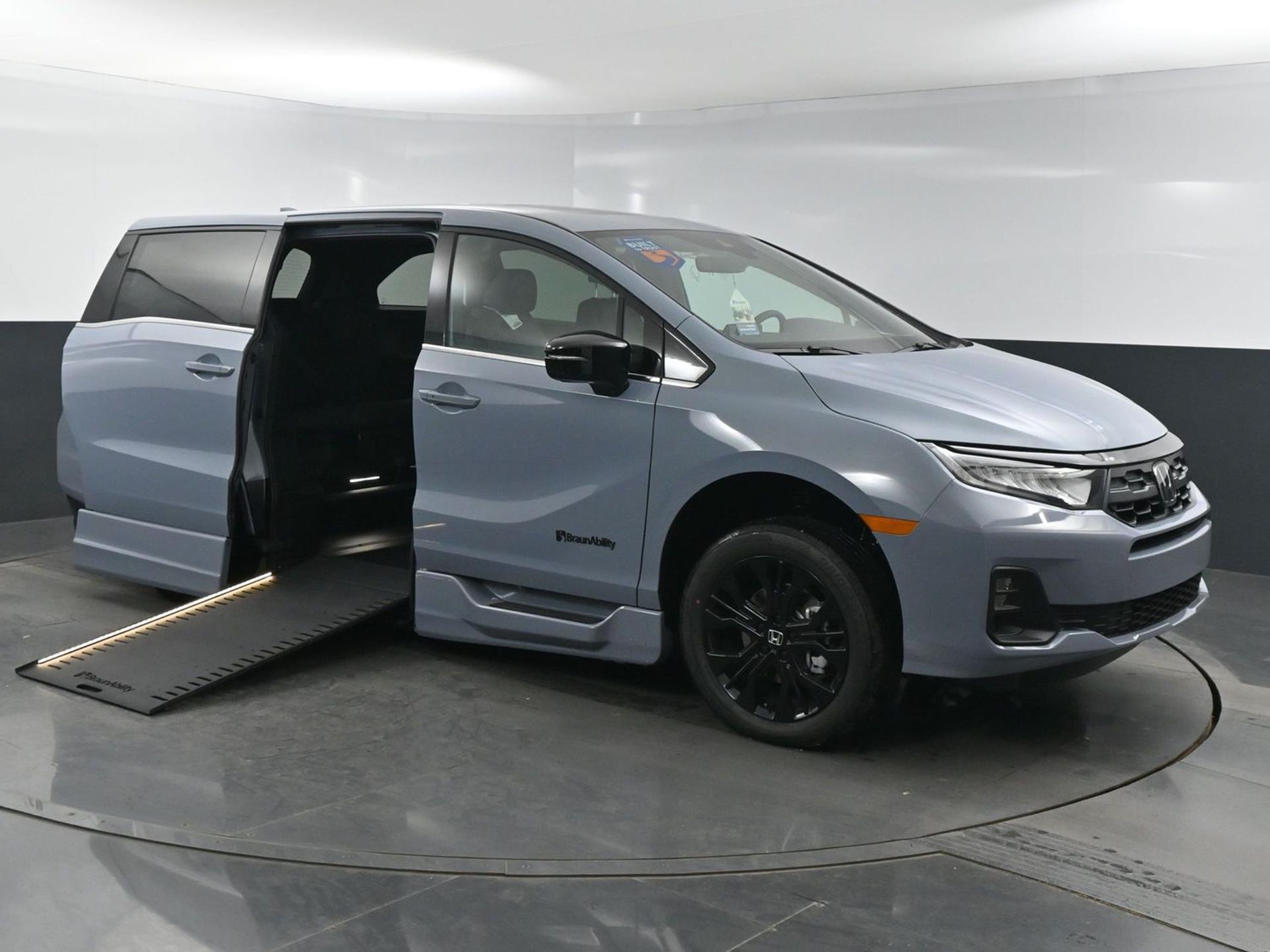 2026 Honda Odyssey Sport L's photo