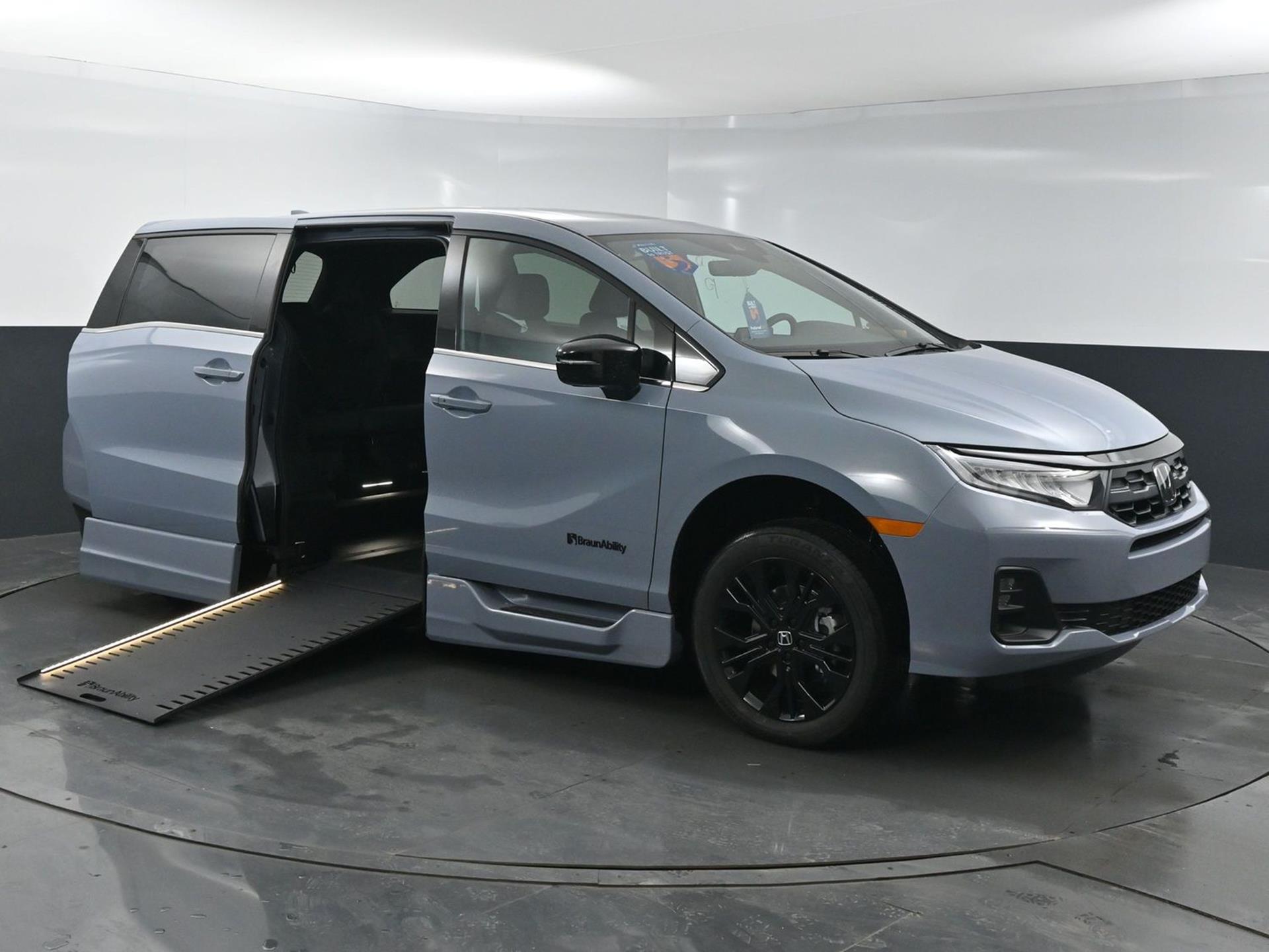 2026 Honda Odyssey Sport L's photo