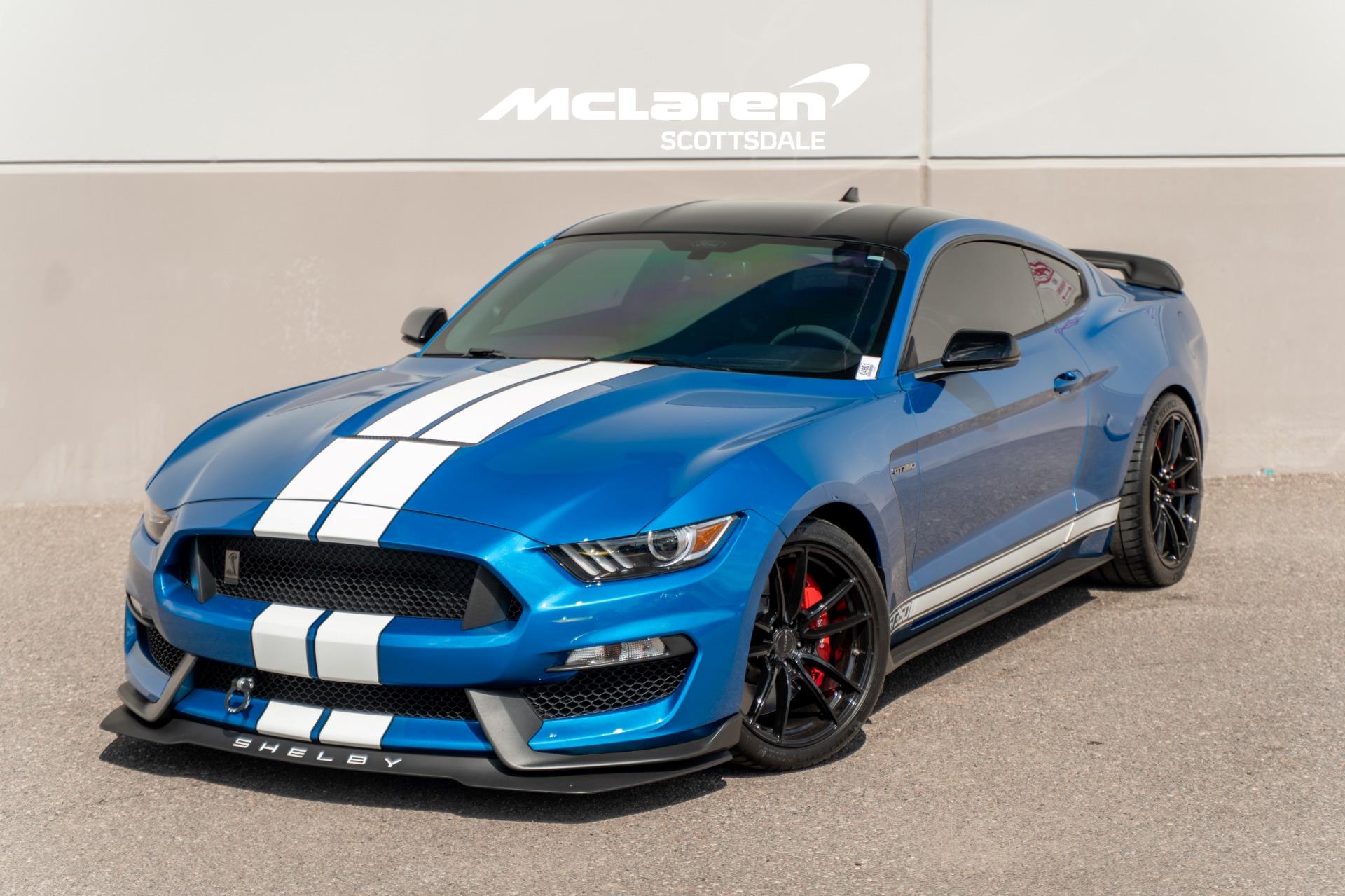 /2020 Ford Mustang