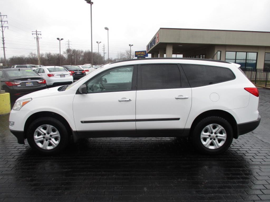 Used 2009 Chevrolet Traverse LS For Sale at Ideal Auto Sales