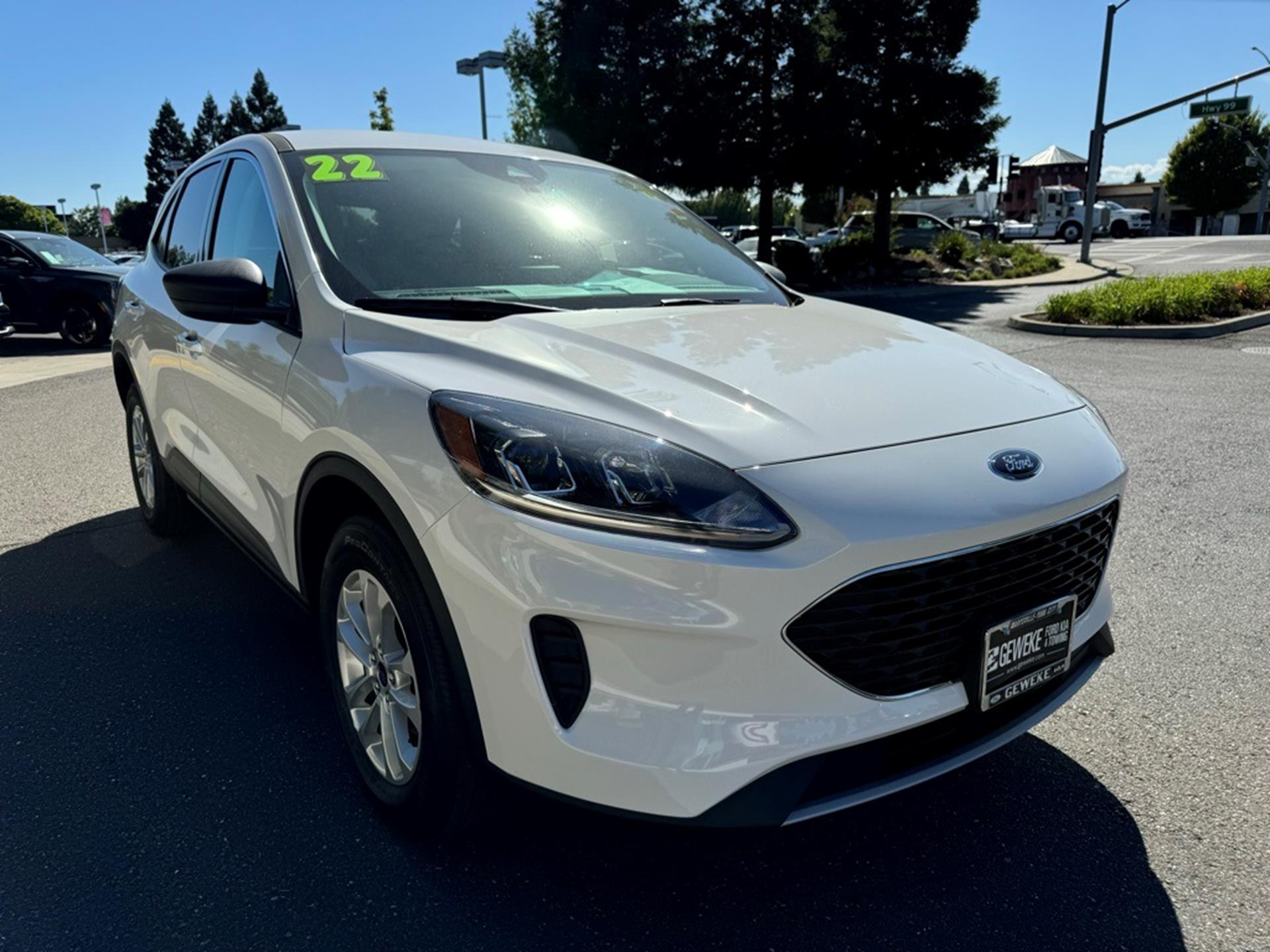 Used 2022 Ford Escape SE with VIN 1FMCU9G62NUA73804 for sale in Yuba City, CA