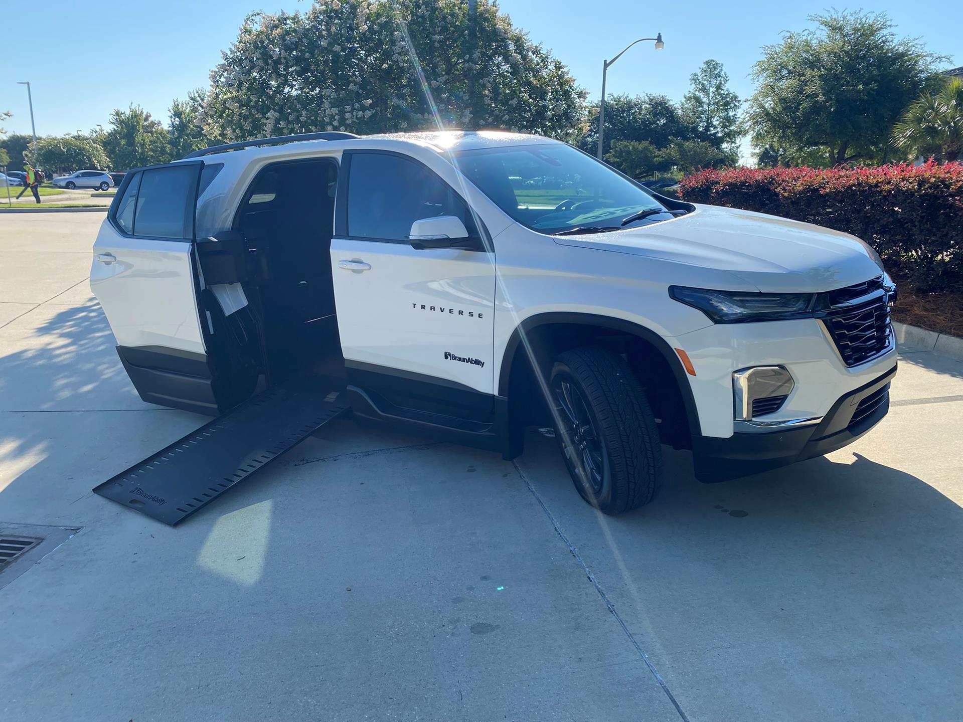 2023 Chevrolet Traverse RS's photo