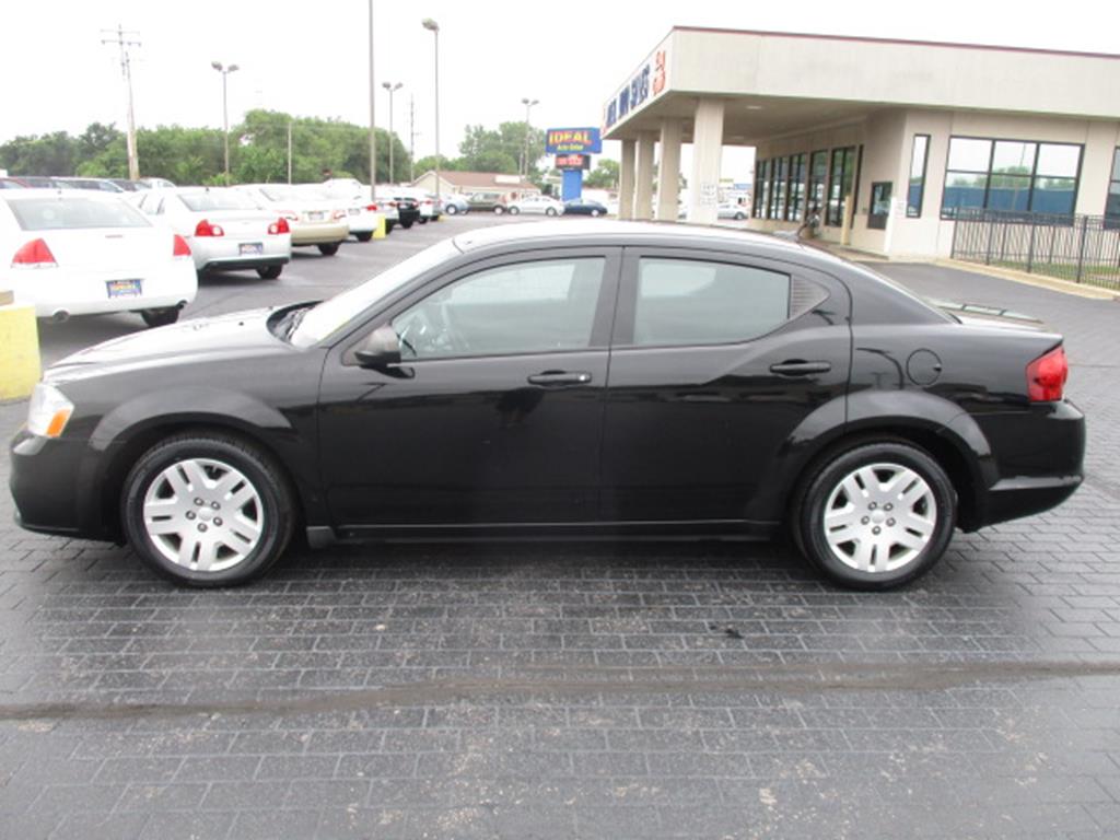 Used 2014 Dodge Avenger SE For Sale at Ideal Auto Sales Springfield