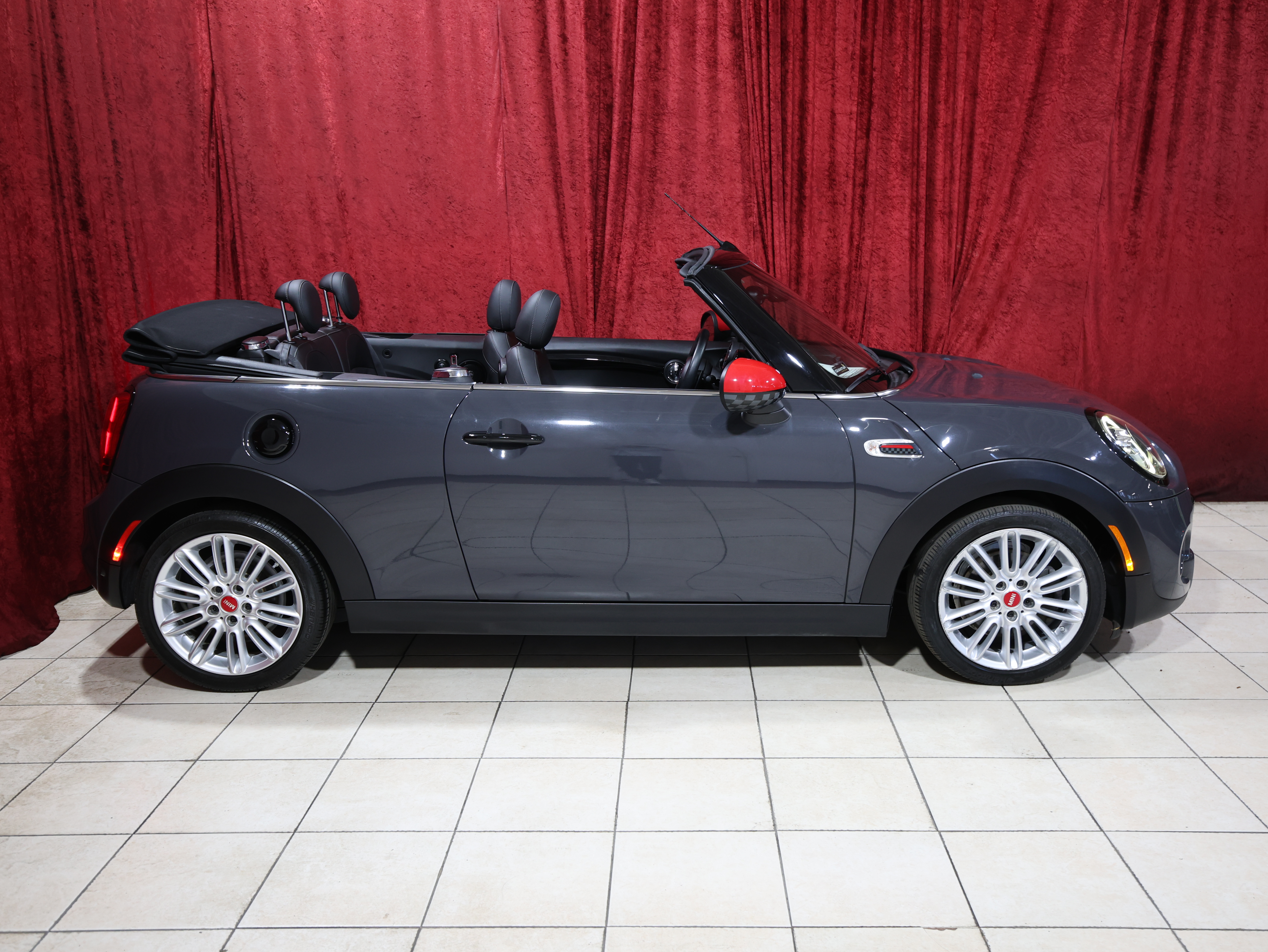 2019 Mini Convertible WMWWG9C55K3E41349 - Spanos Motors