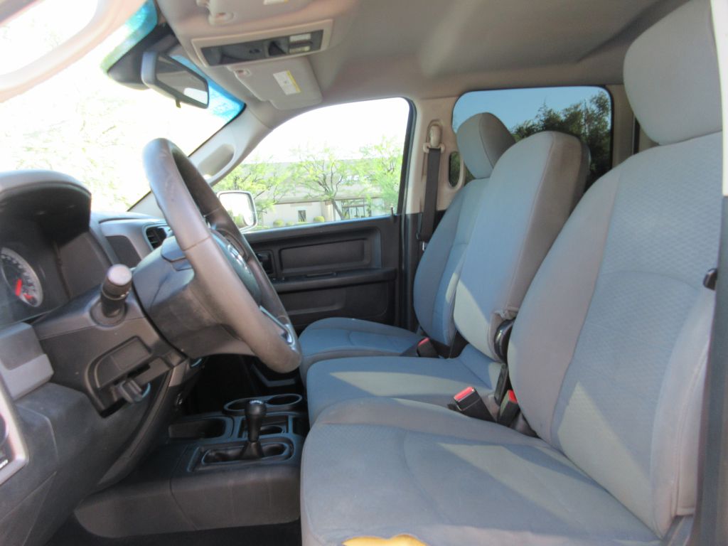 Car Image 8