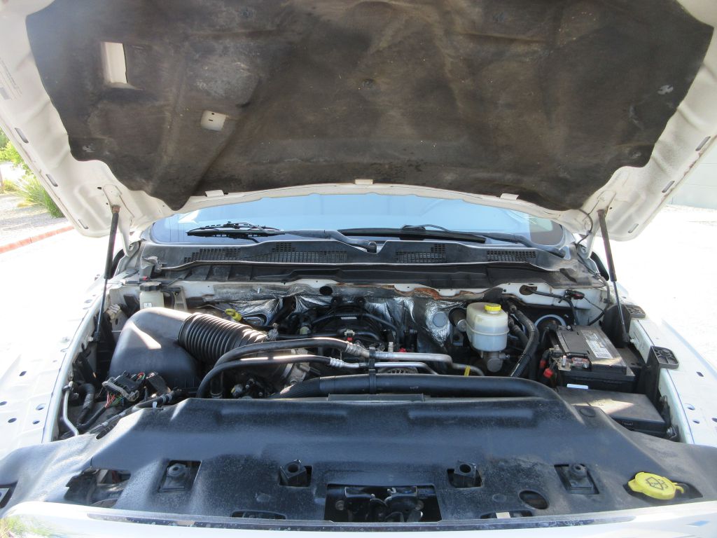 Car Image 12