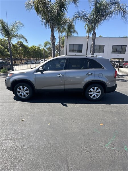 2013 Kia Sorento LX - Photo 6