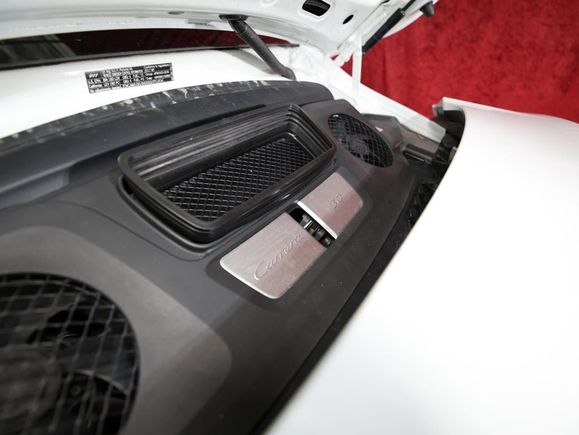 2017 Porsche 911 27