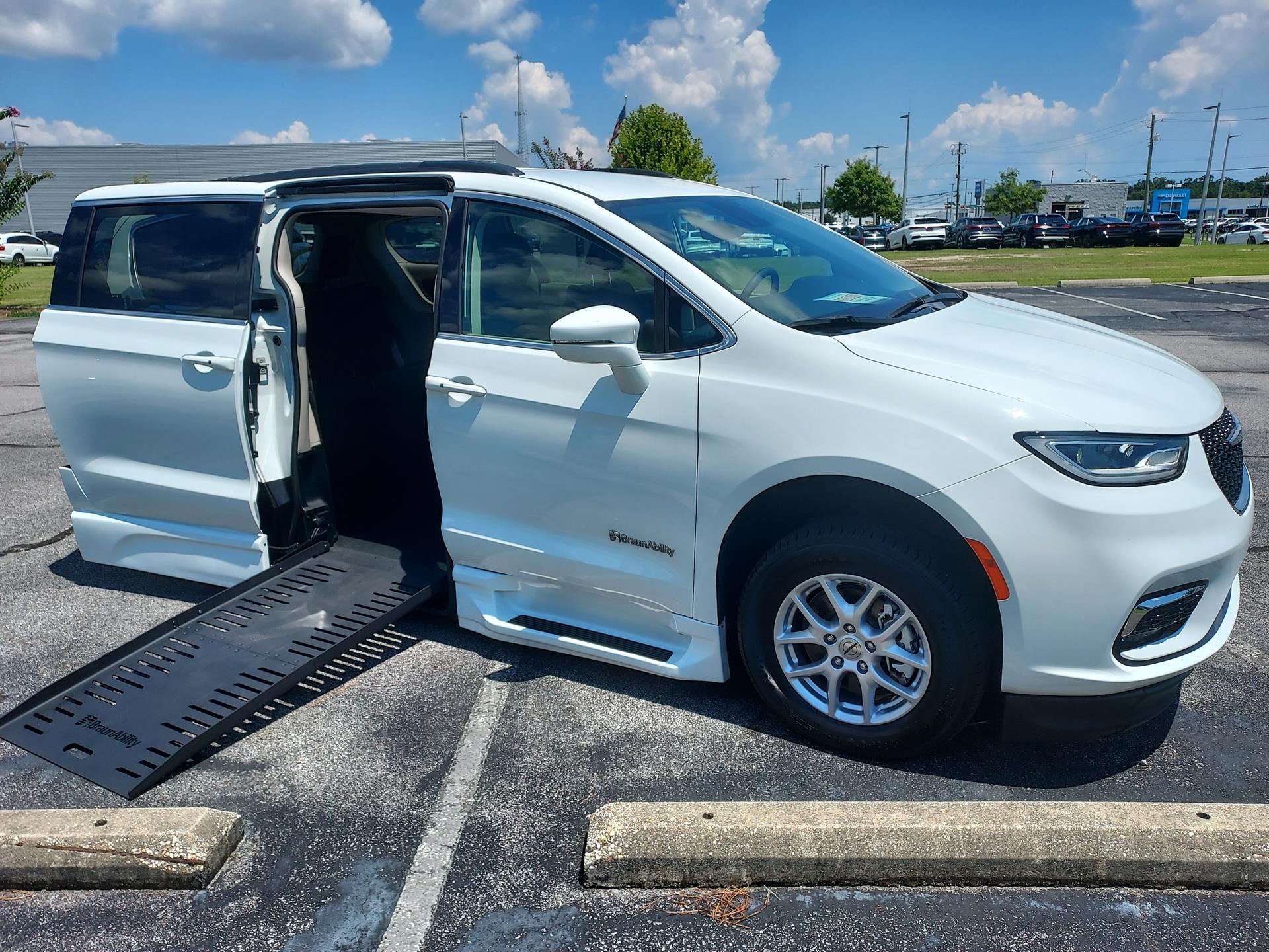 2022 Chrysler Pacifica