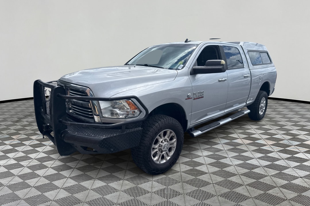 Bright Silver Metallic Clearcoat 2015 RAM 2500 Big Horn Crew Cab 4WD Pickup Truck Four-Wheel Drive 6-Speed Automatic