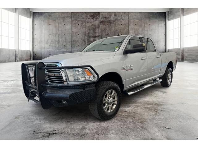 Bright Silver Metallic Clearcoat 2015 RAM 2500 Pickup Truck Four-Wheel Drive 6-Speed Automatic