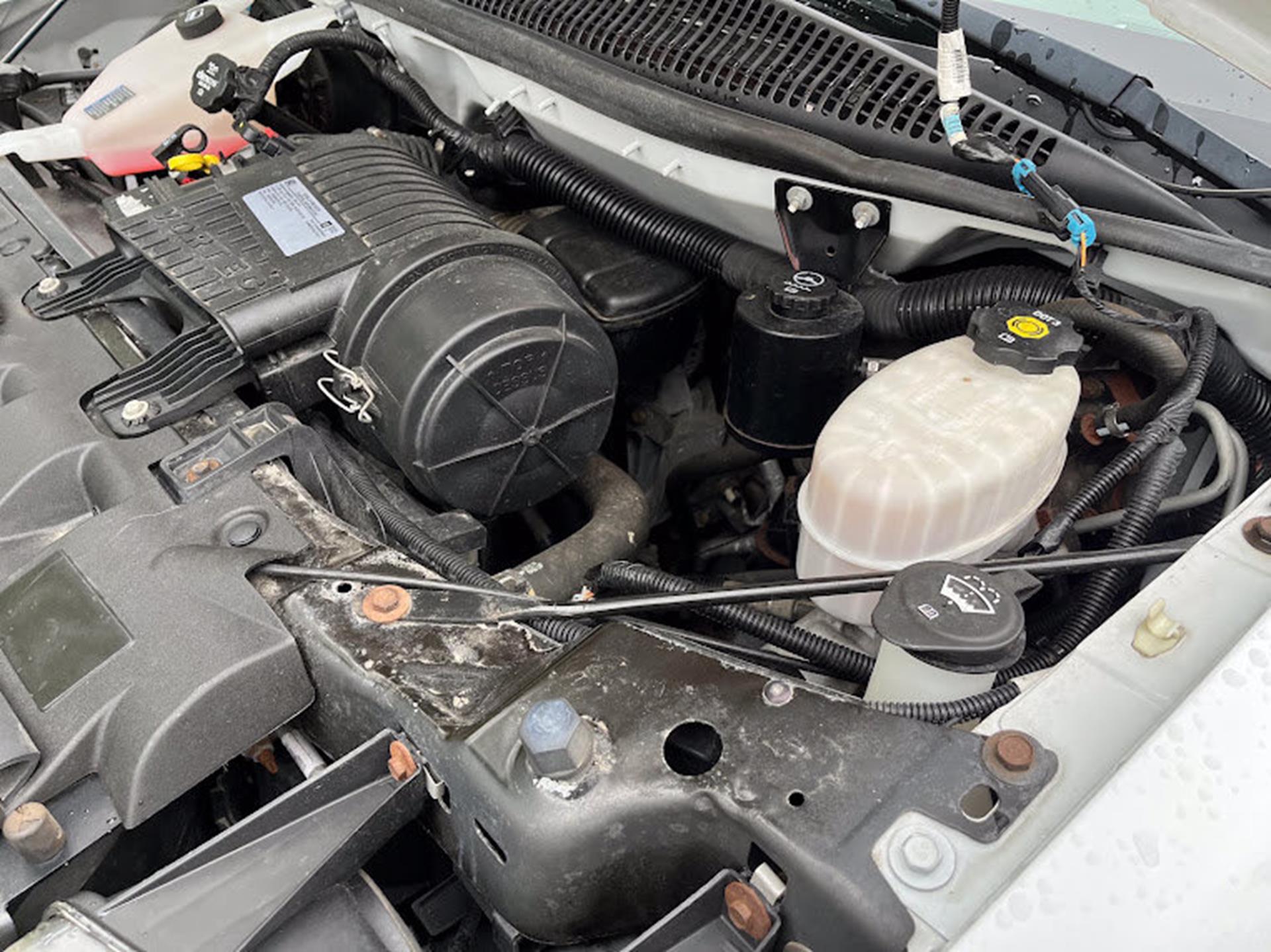 2018 Chevrolet Express Passenger LT - Photo 28