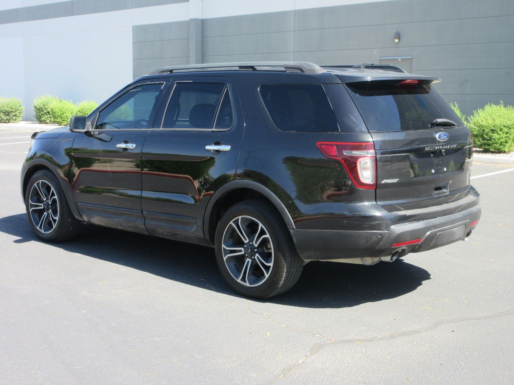 Car Image 5