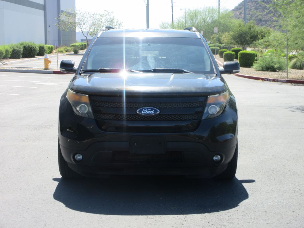 Car Image 8