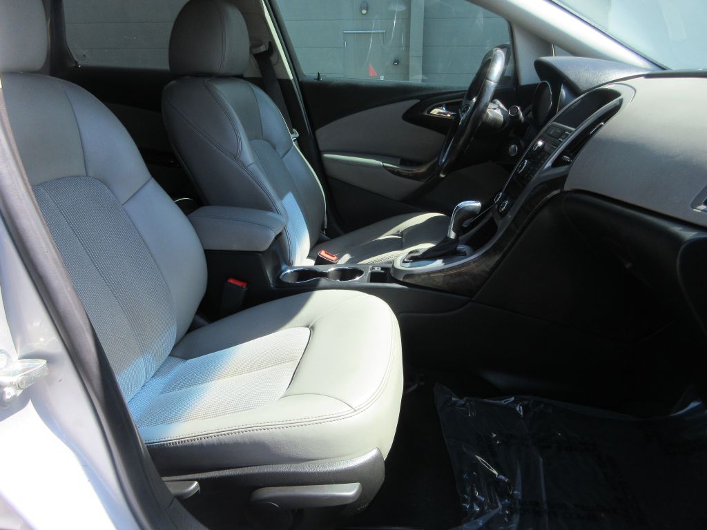 Car Image 12