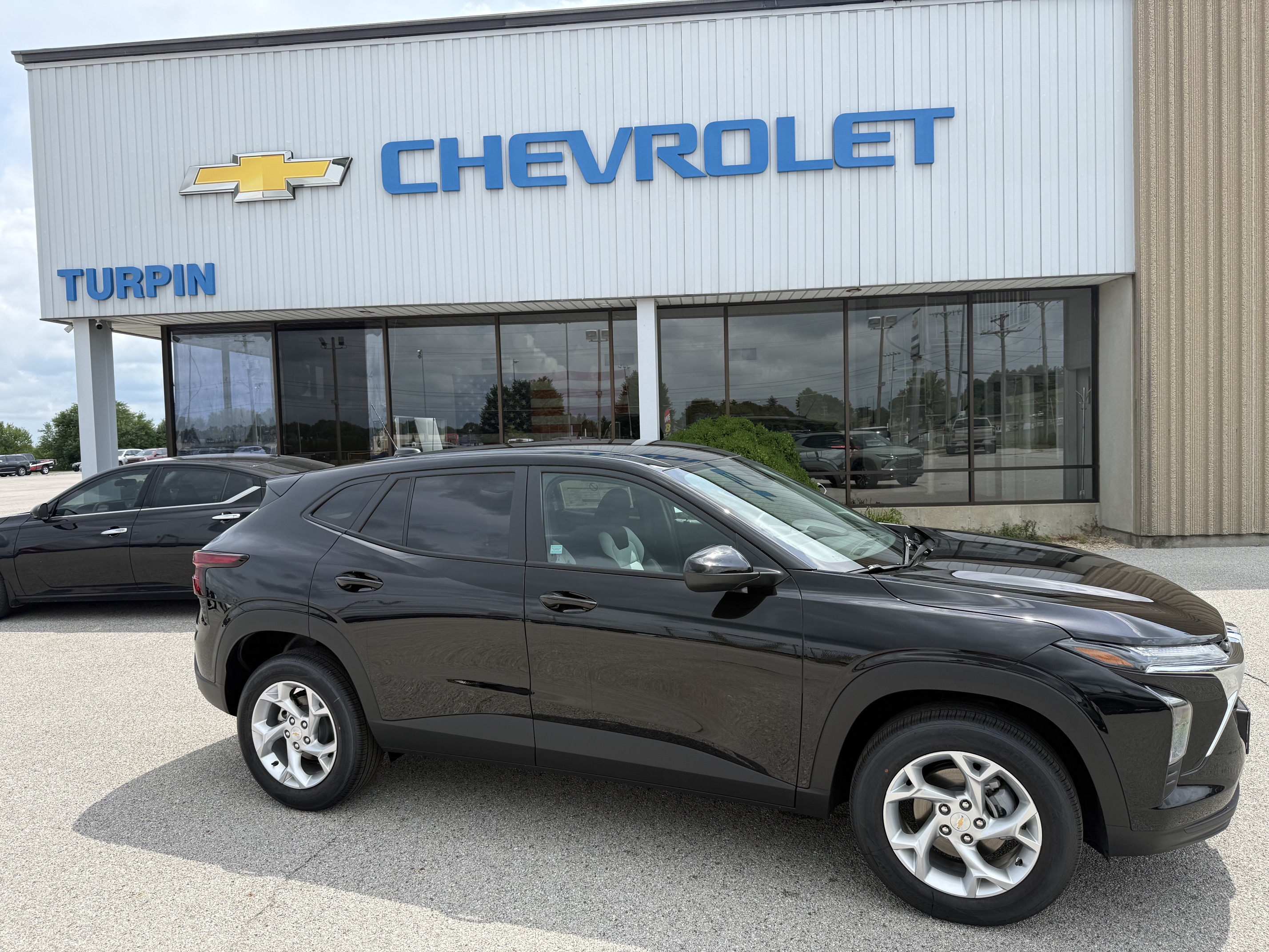 Mosaic Black Metallic 2026 Chevrolet Trax SUV / Crossover Front-Wheel Drive 6-Speed Automatic