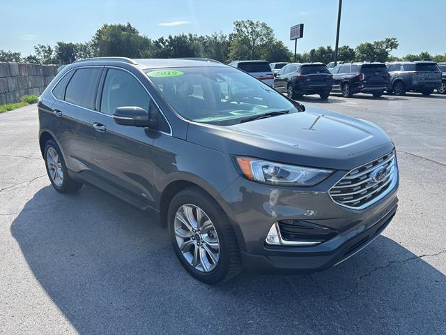 Black 2019 Ford Edge SUV / Crossover All-Wheel Drive Automatic