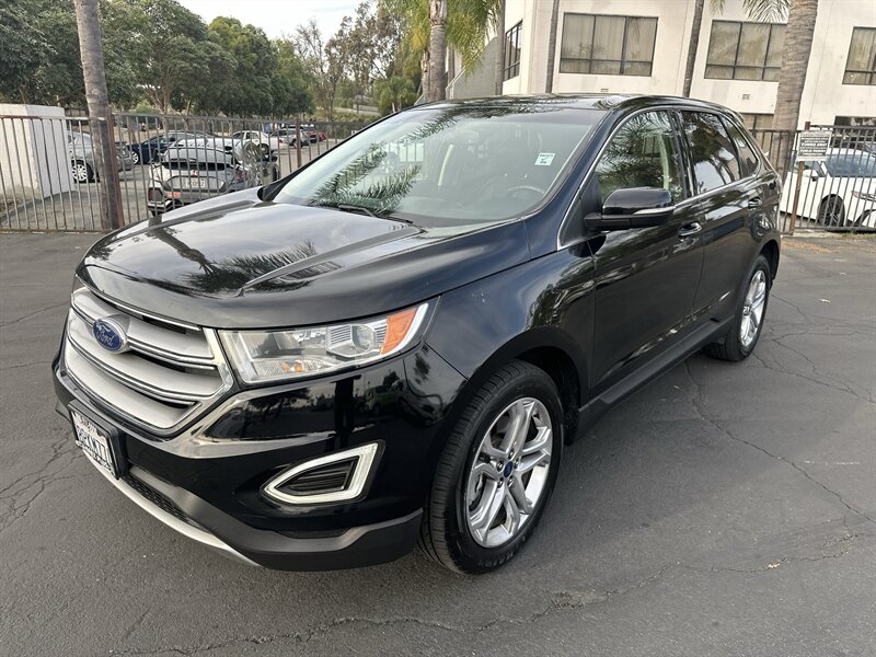 2018 Ford Edge Titanium's photo