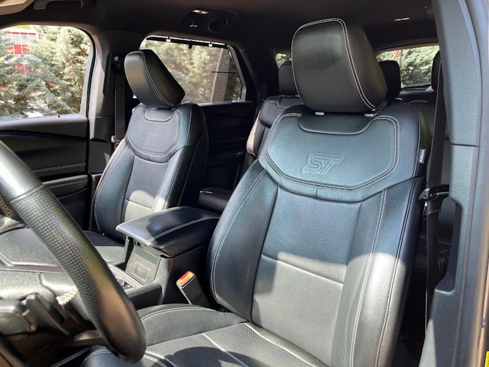 2020 Ford Explorer ST - Photo 8