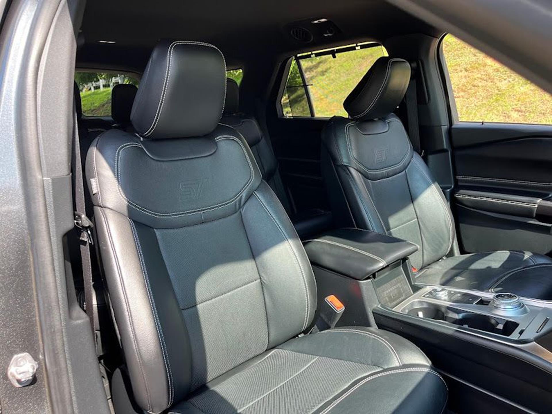 2020 Ford Explorer ST - Photo 36
