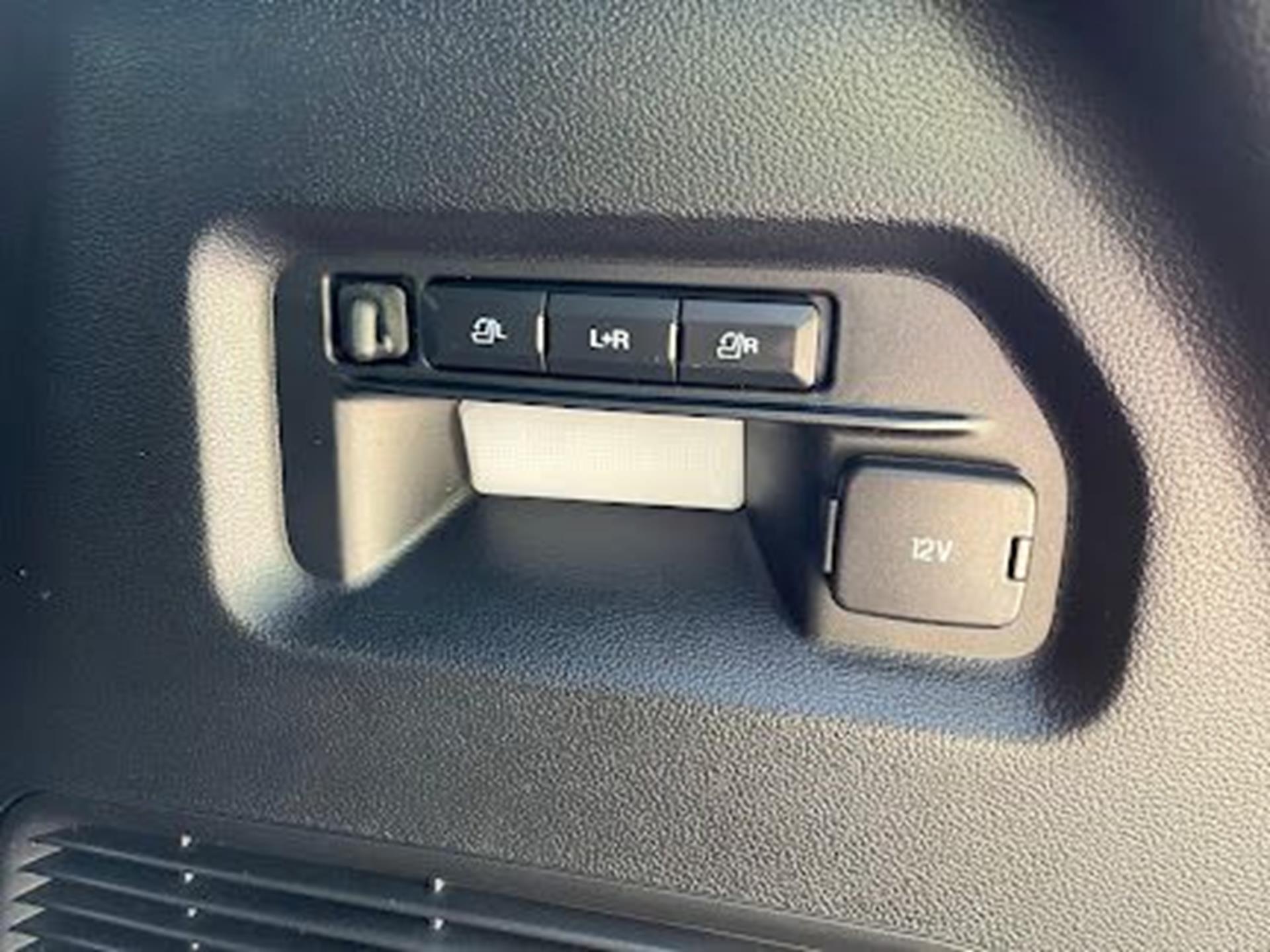 2020 Ford Explorer ST - Photo 45