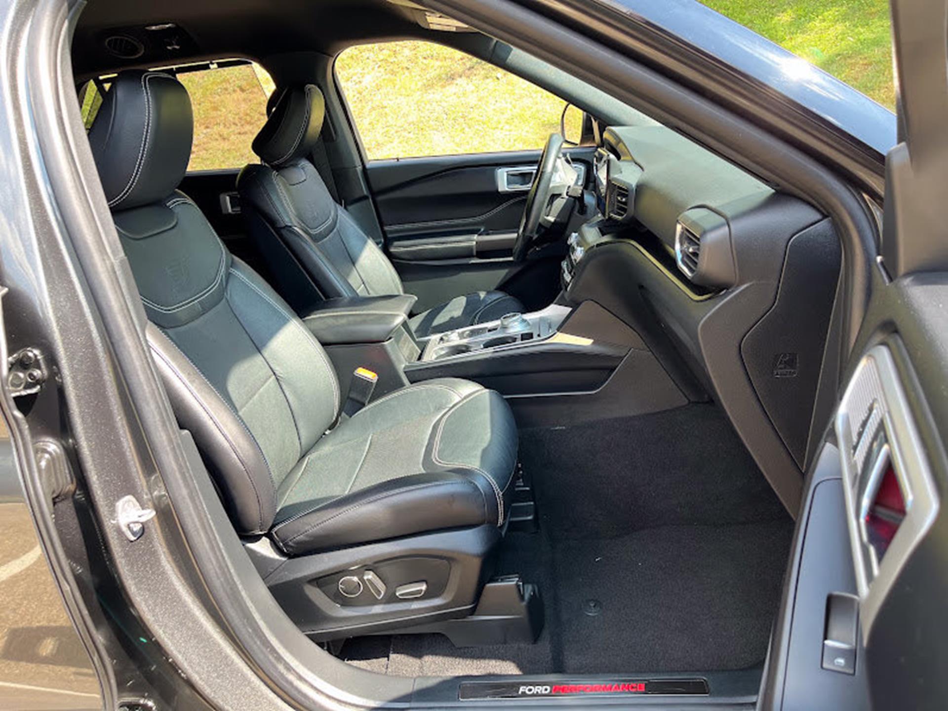 2020 Ford Explorer ST - Photo 35