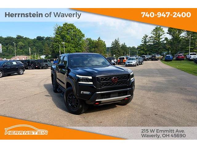Super Black 2024 Nissan Frontier Pickup Truck Four-Wheel Drive 9-Speed Automatic