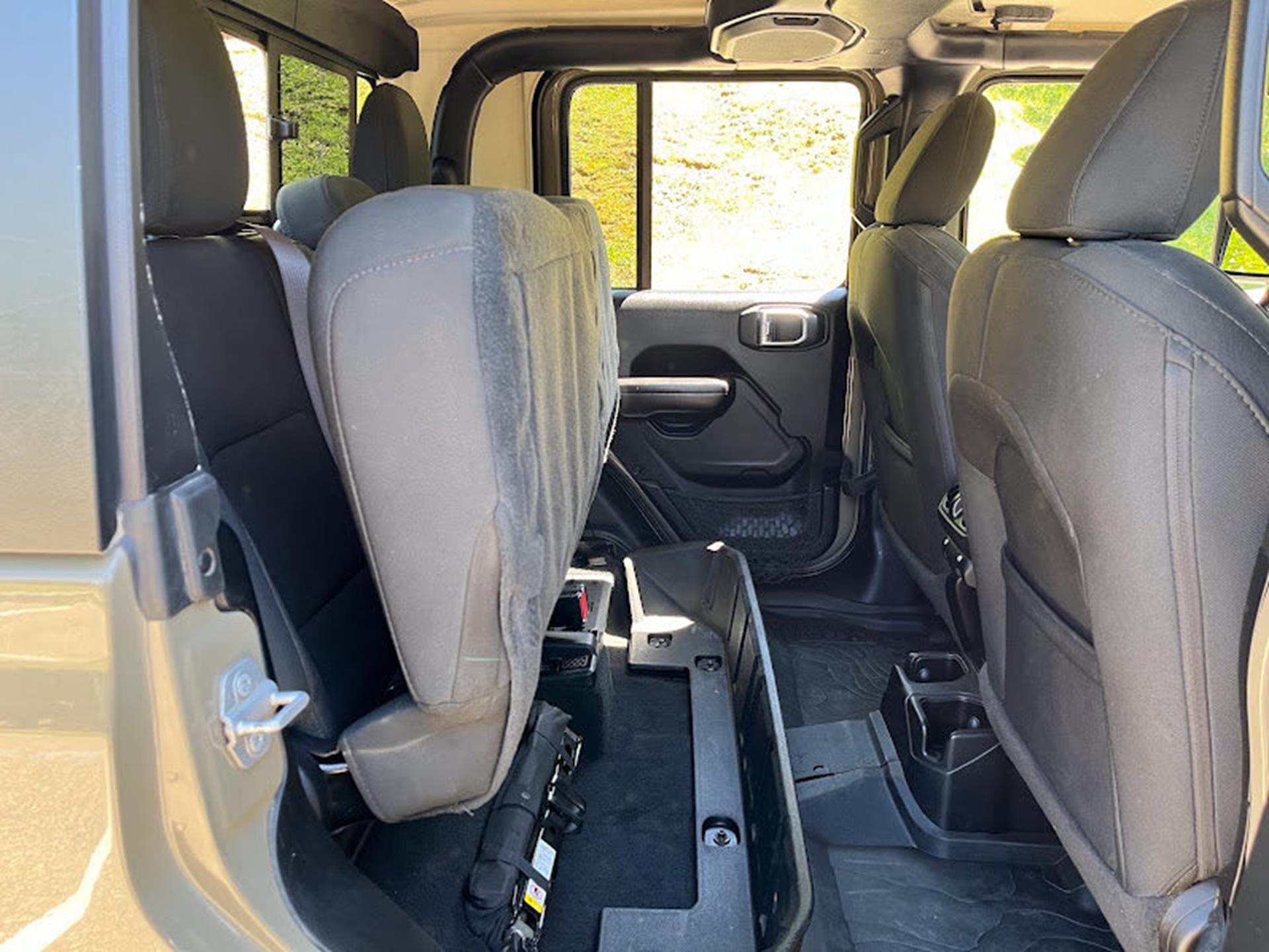 2020 Jeep Gladiator Sport S - Photo 38