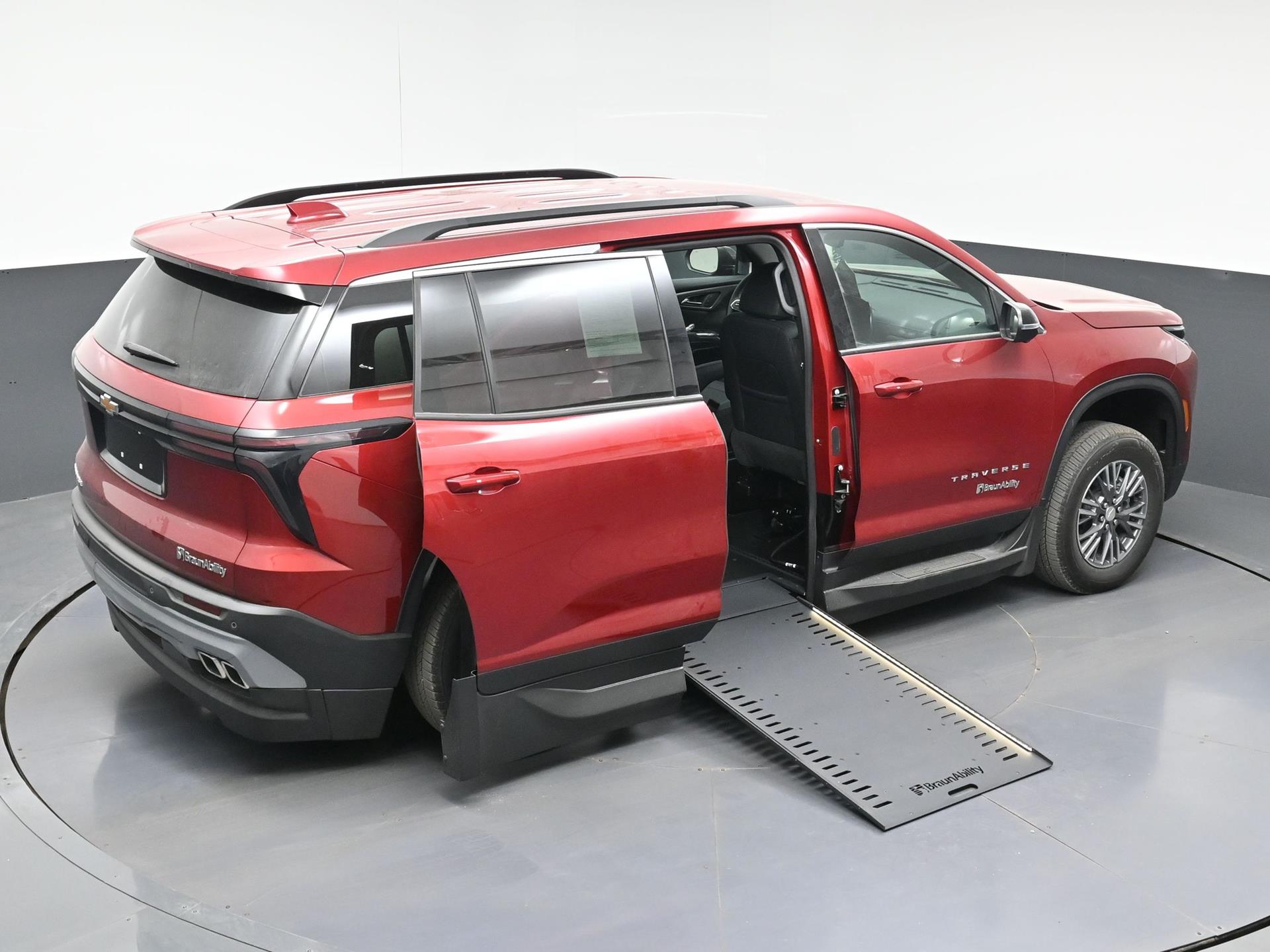 2026 Chevrolet Traverse LT - Photo 21