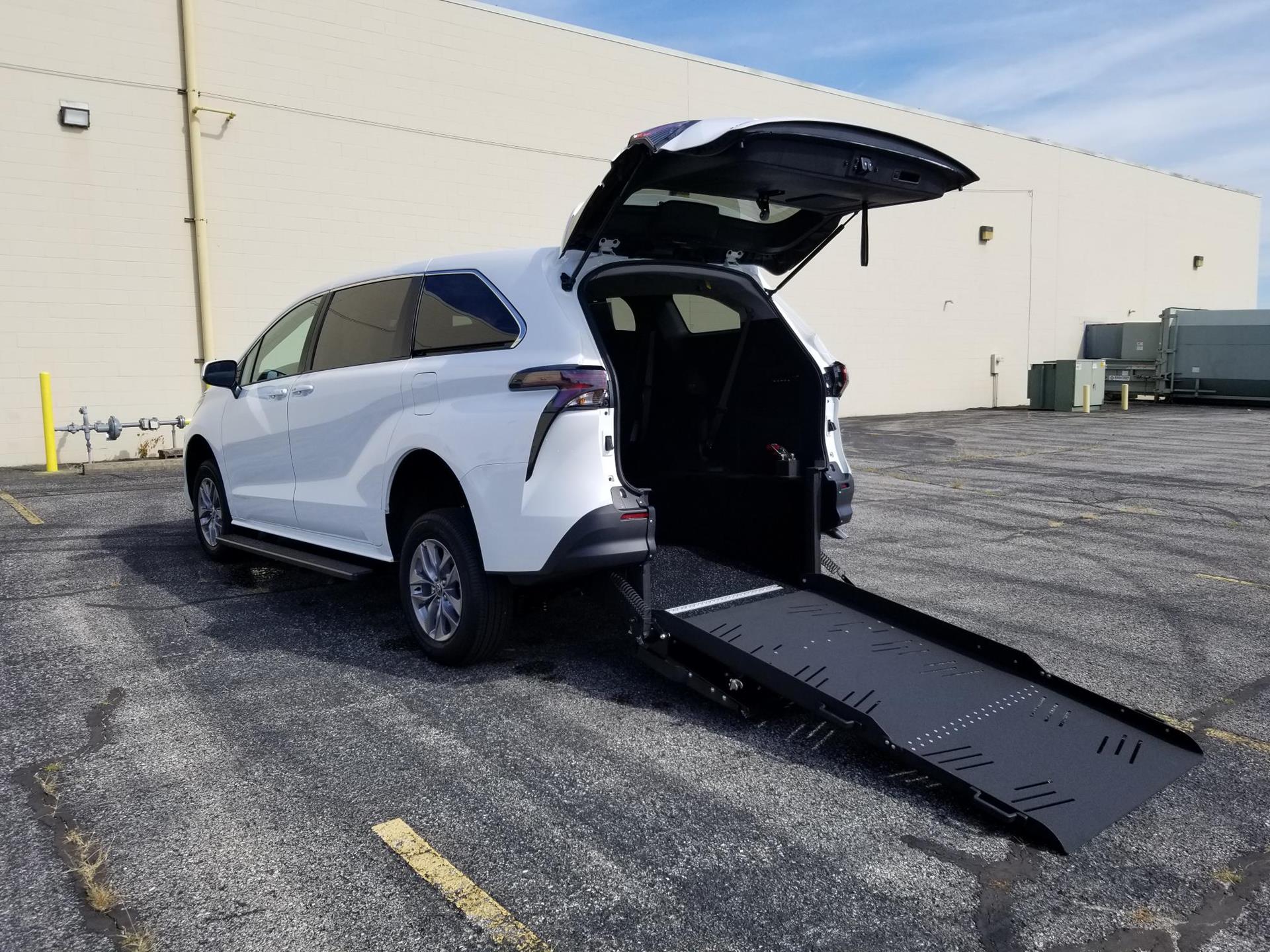 2025 Toyota Sienna