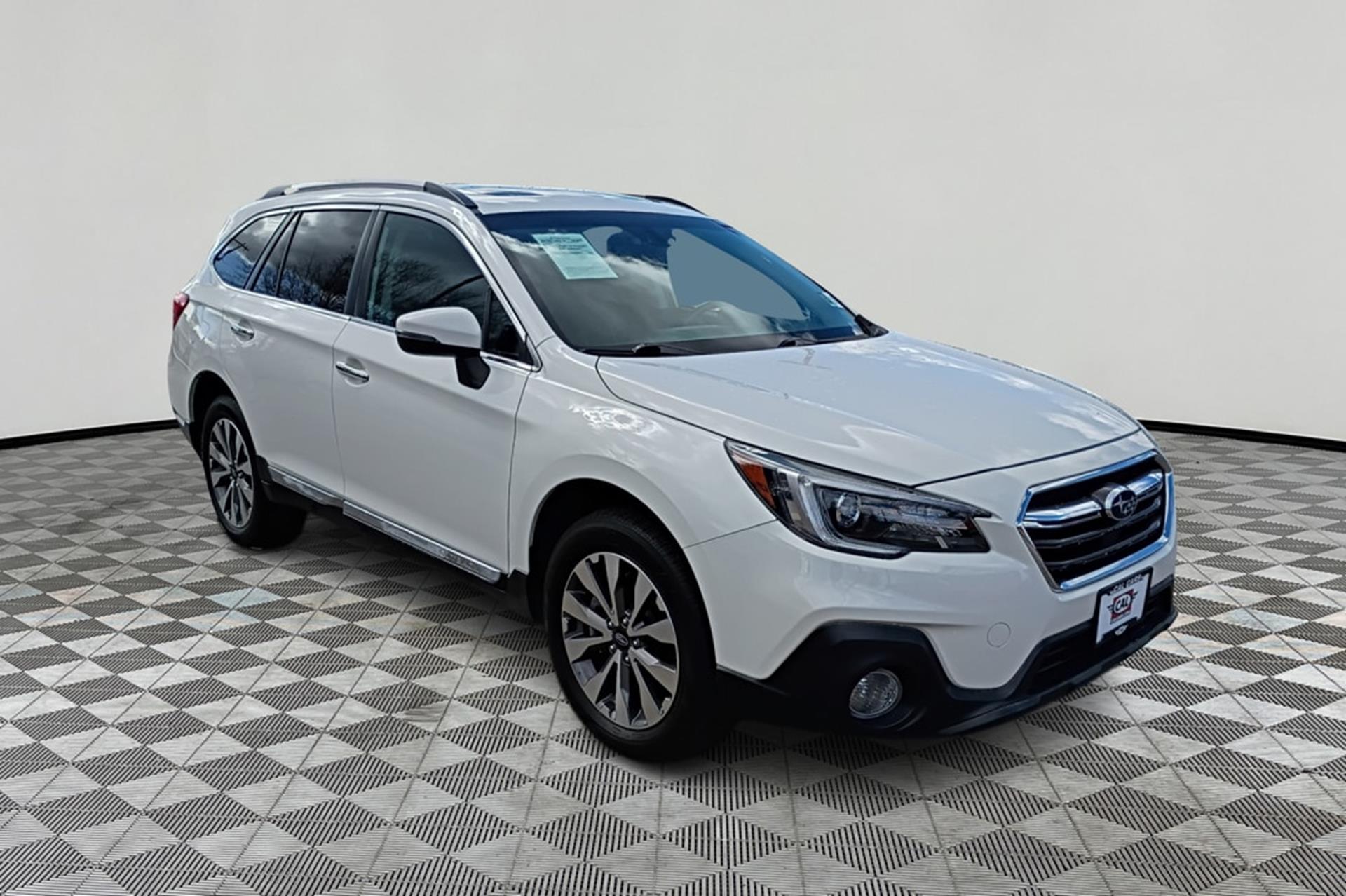 View vehicle photo 5
