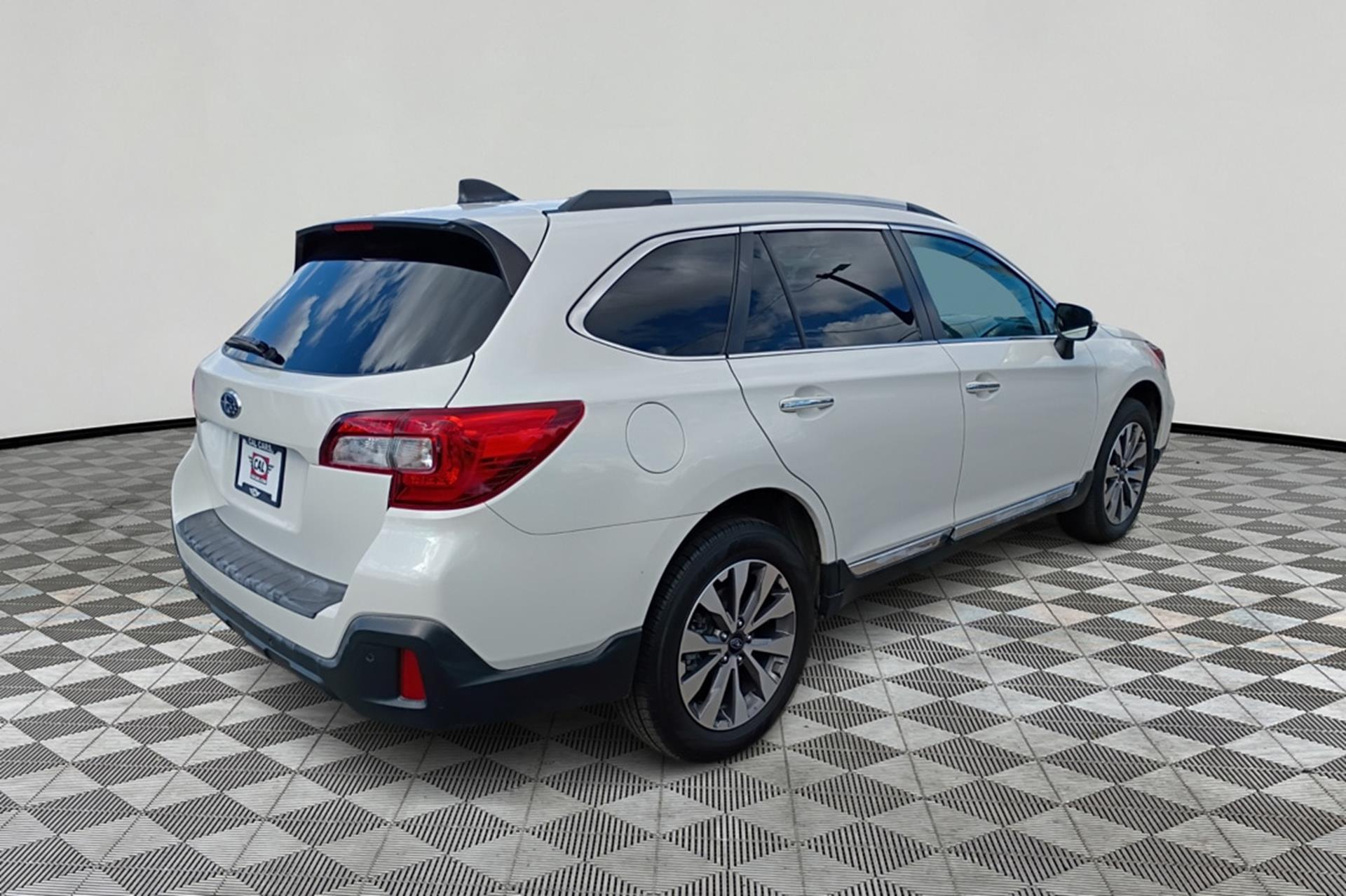 View vehicle photo 7