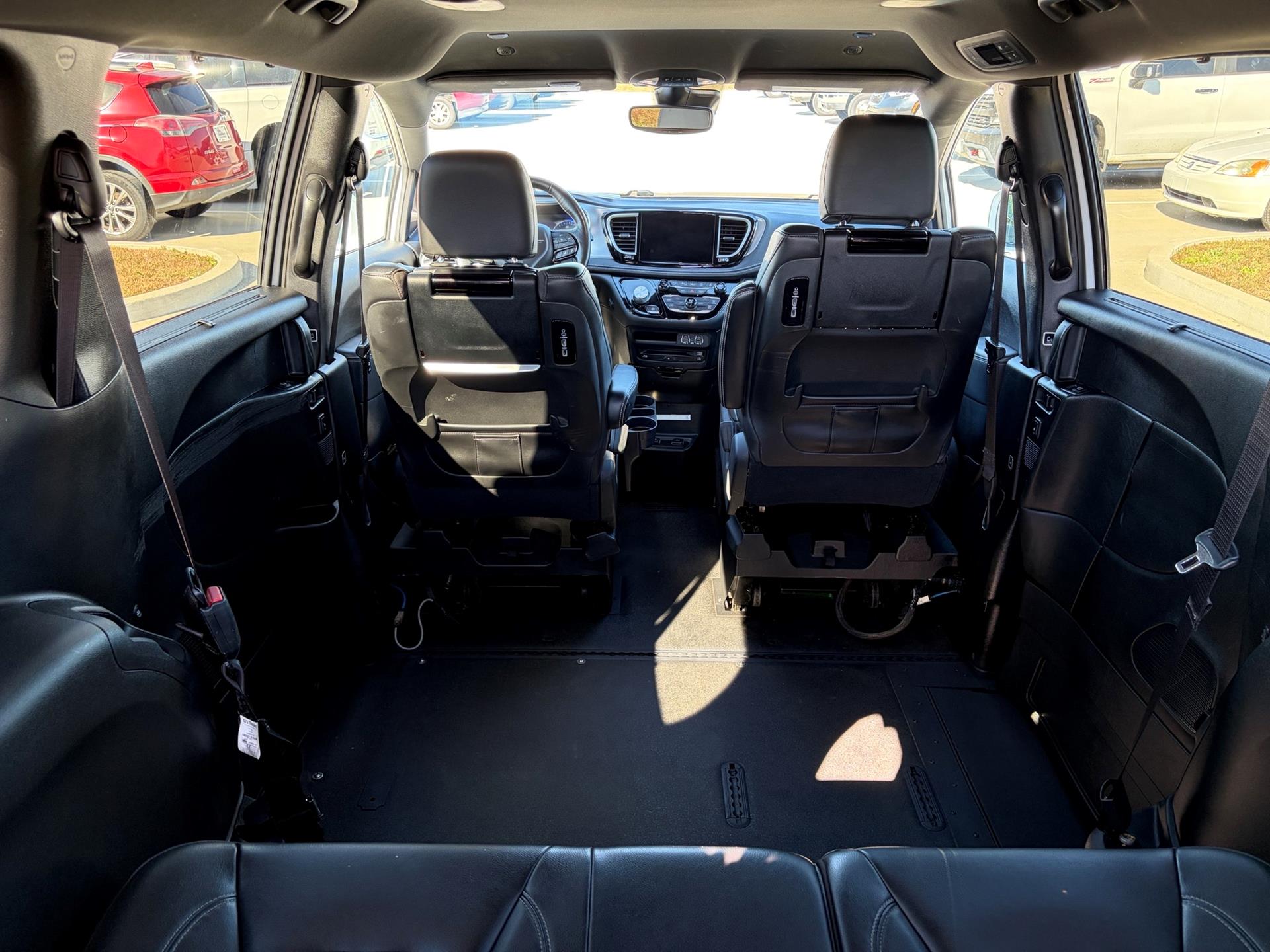 PRE OWNED 2021 Chrysler Pacifica Touring L