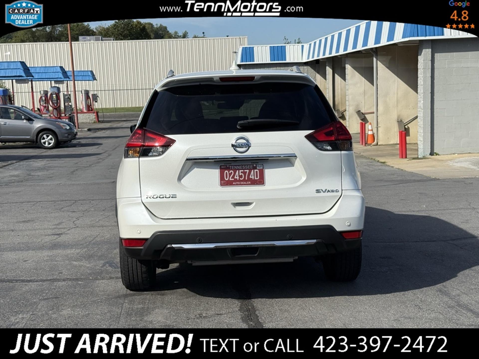 2019 Nissan Rogue SV photo 6