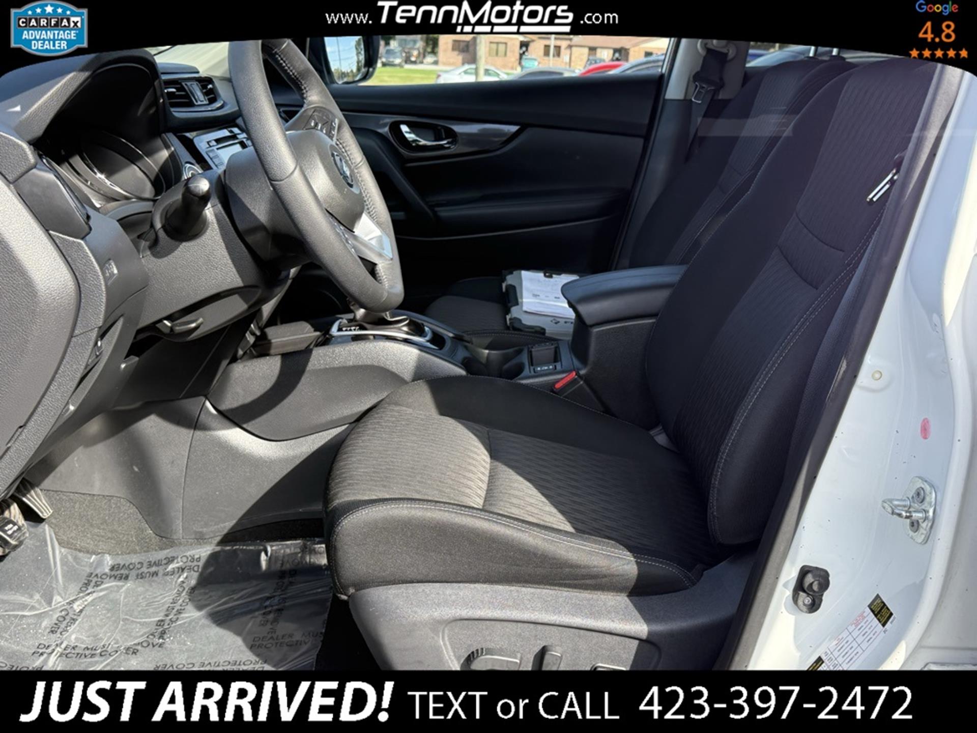 2019 Nissan Rogue SV photo 10
