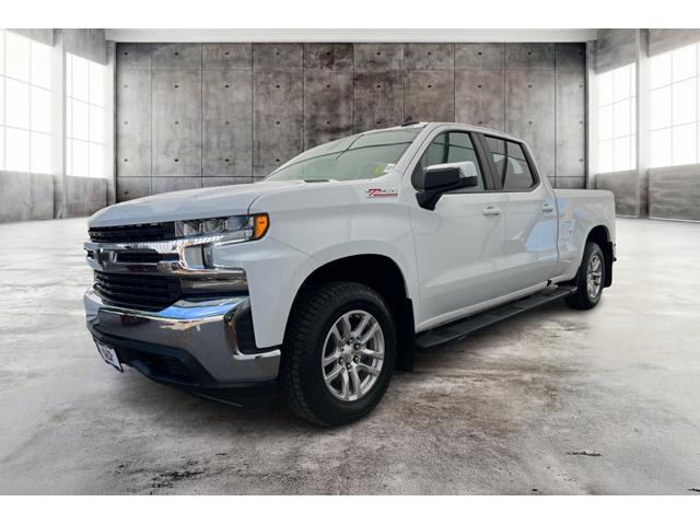 White 2021 Chevrolet Silverado 1500 Pickup Truck Four-Wheel Drive 10-Speed Automatic